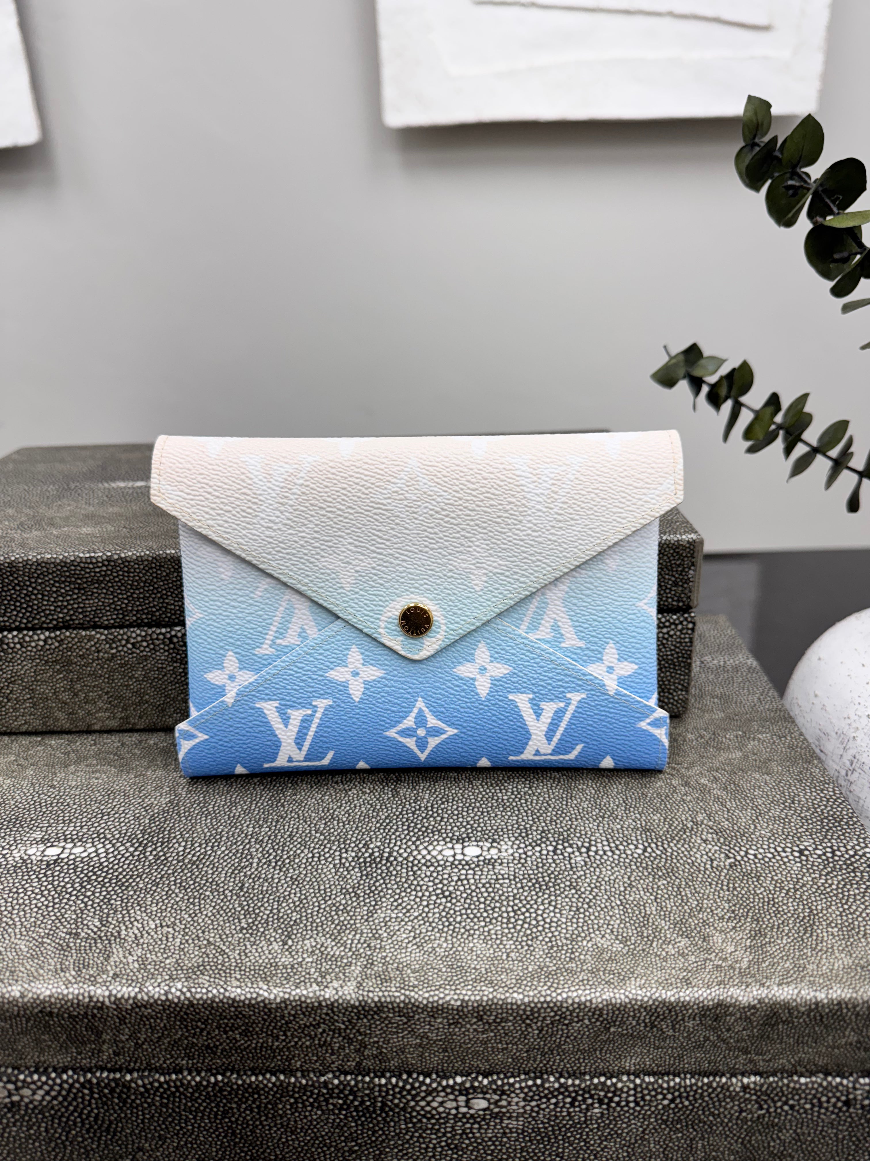 BRAND NEW - Louis Vuitton Blue Monogram By The Pool Medium Kirigami Pochette