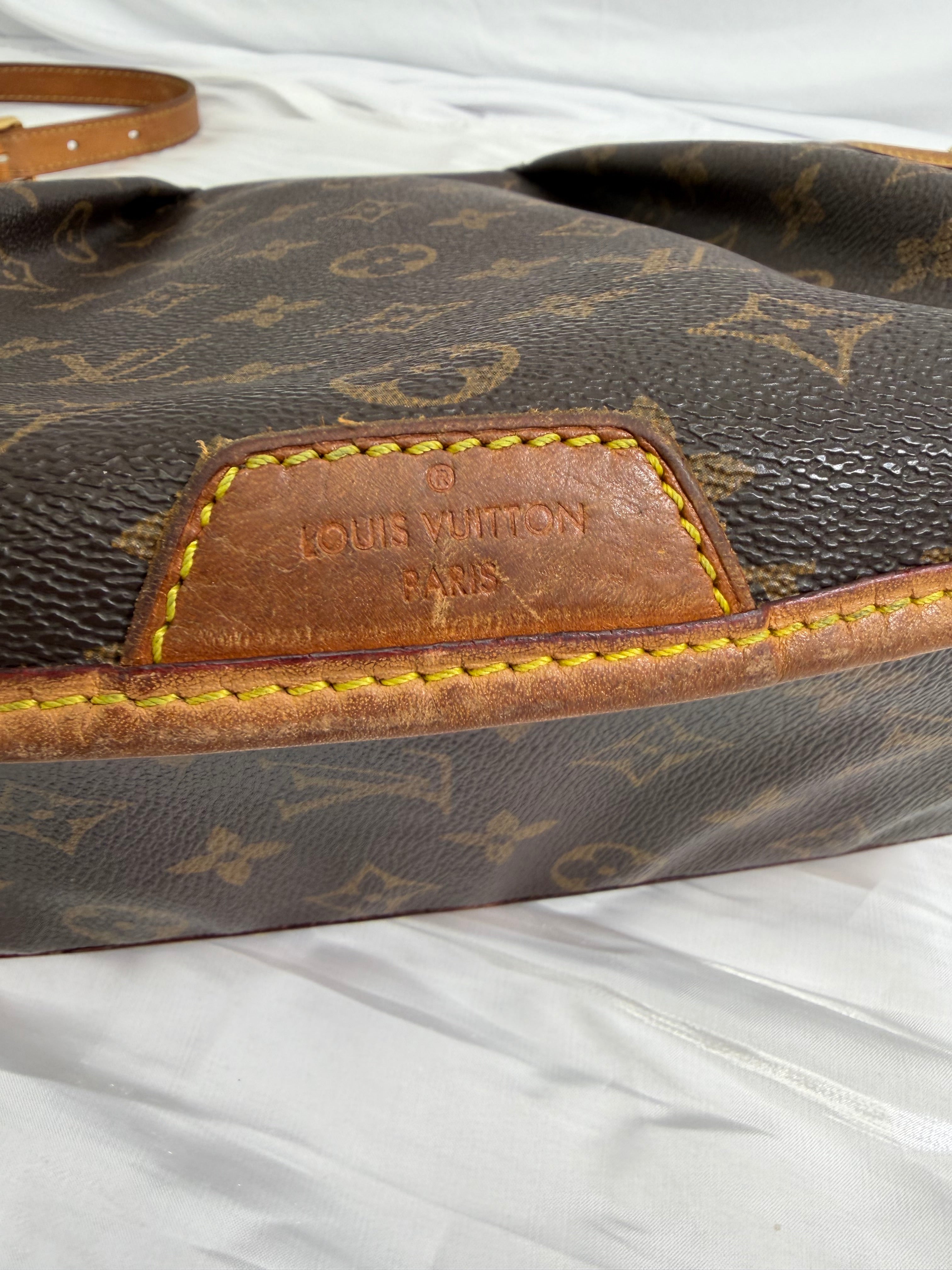 Louis Vuitton Monogram Menilmontant MM