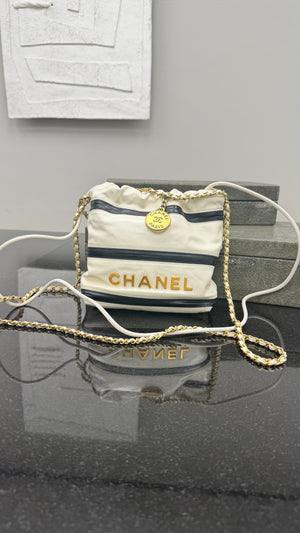 *DONS DROP* Chanel White & Black Shiny Calfskin Mini Chanel 22 Bag