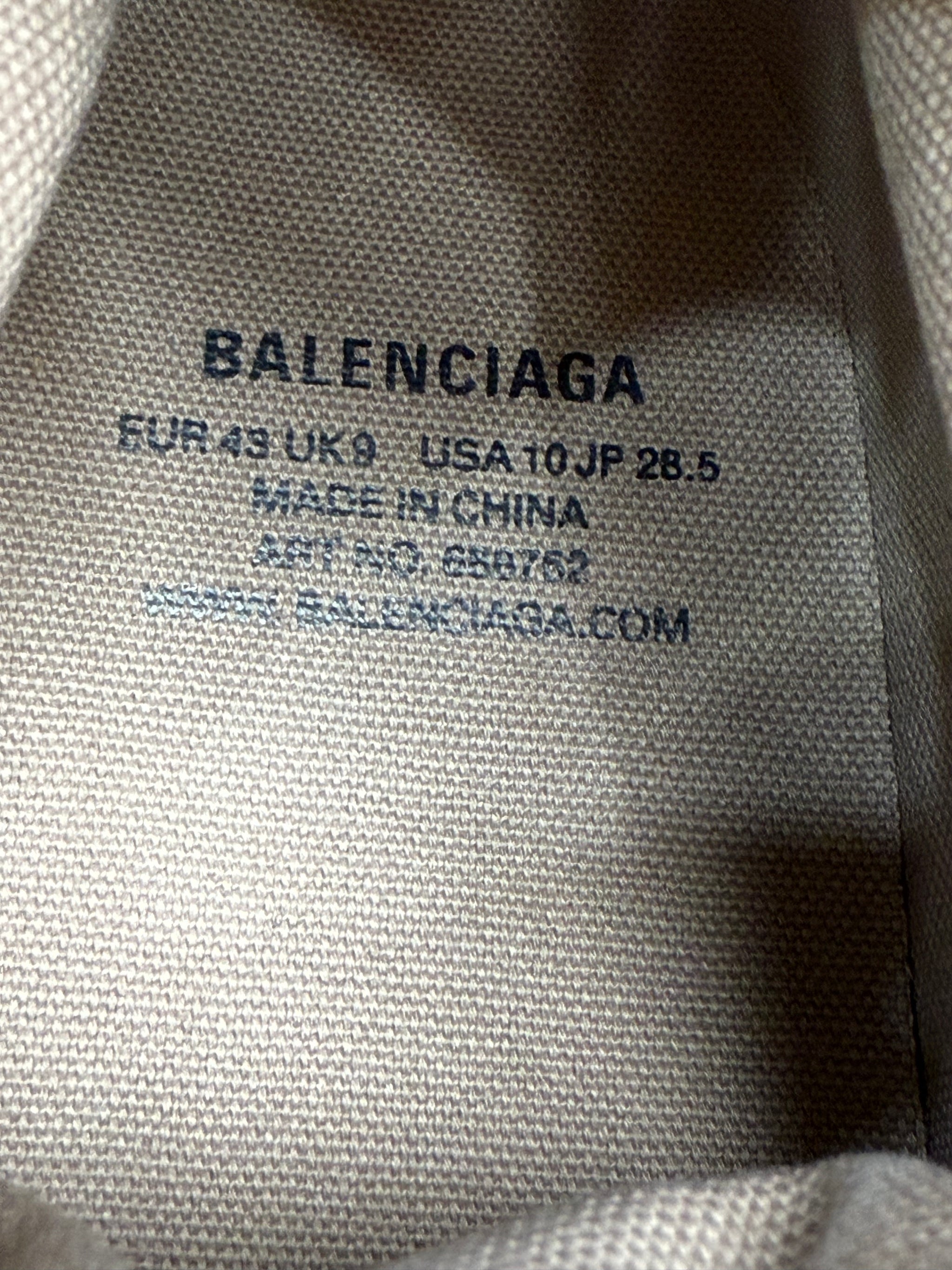 LIKE NEW- Balenciaga Paris Distressed Logo Canvas High-Top Men’s Sneakers Size 43/10