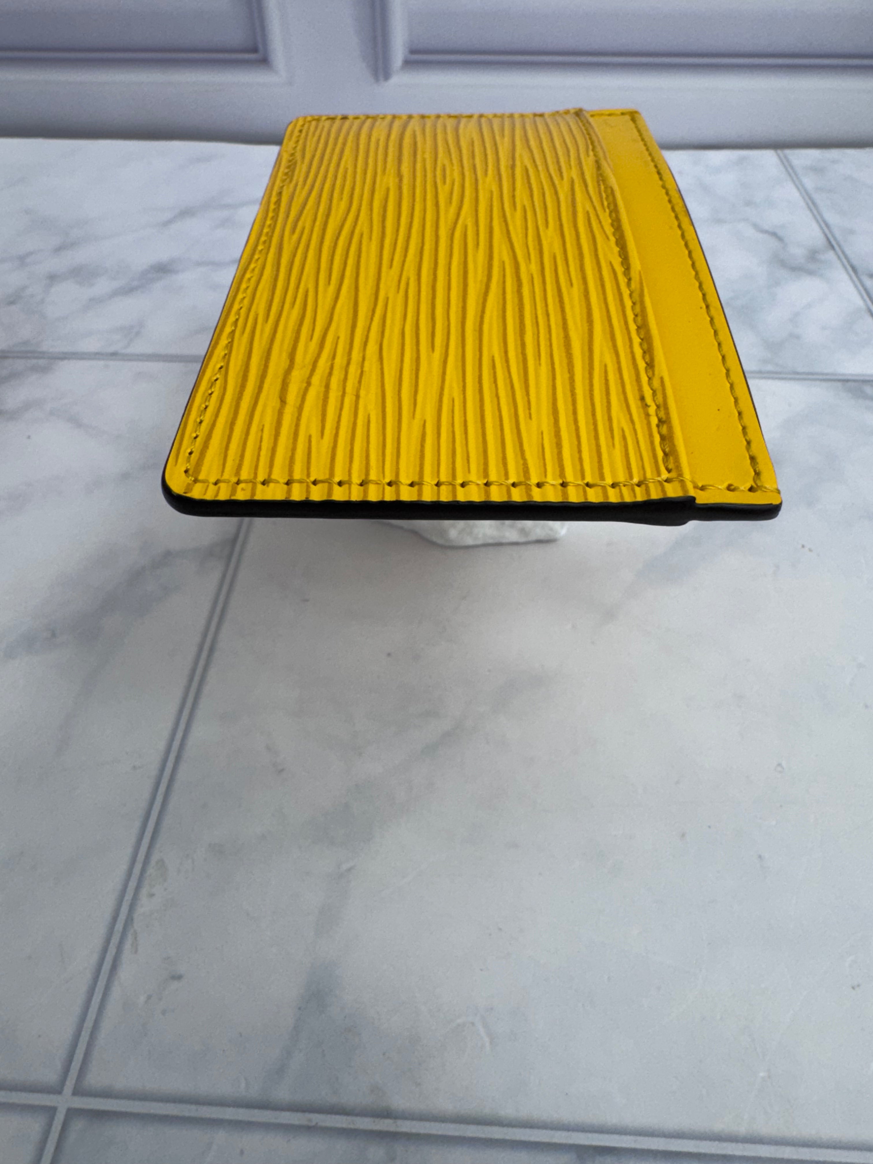 LIKE NEW - Louis Vuitton Yellow Epi Leather Card Holder