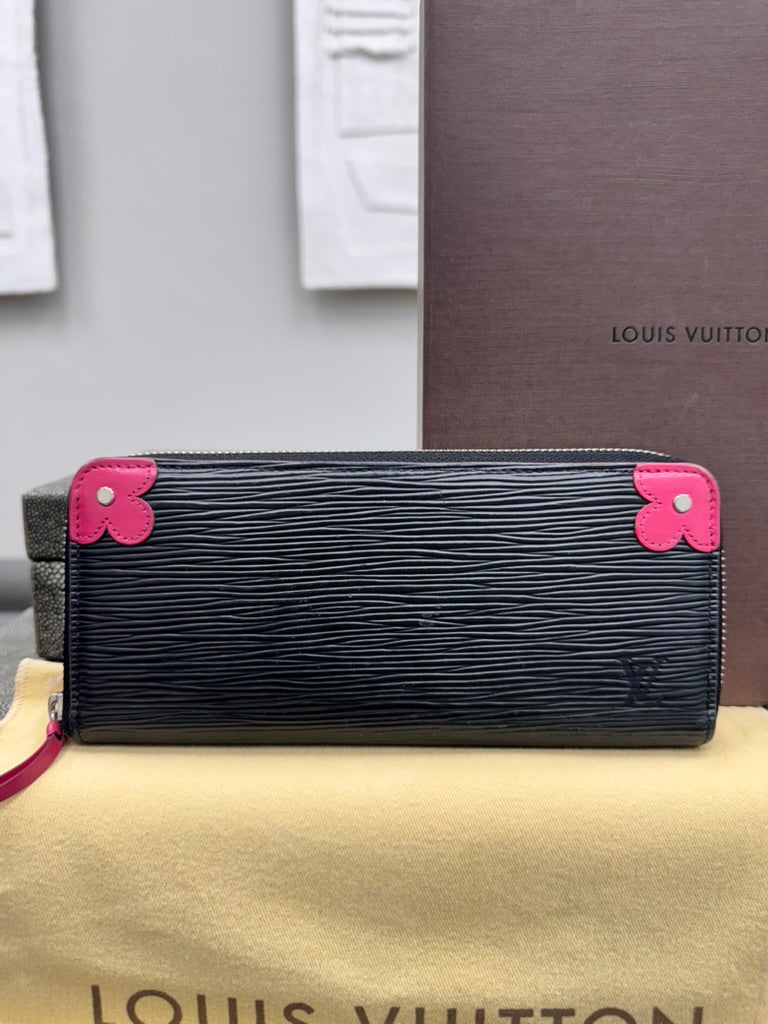 Louis Vuitton Black Epi Blooming Corners Zippy Wallet