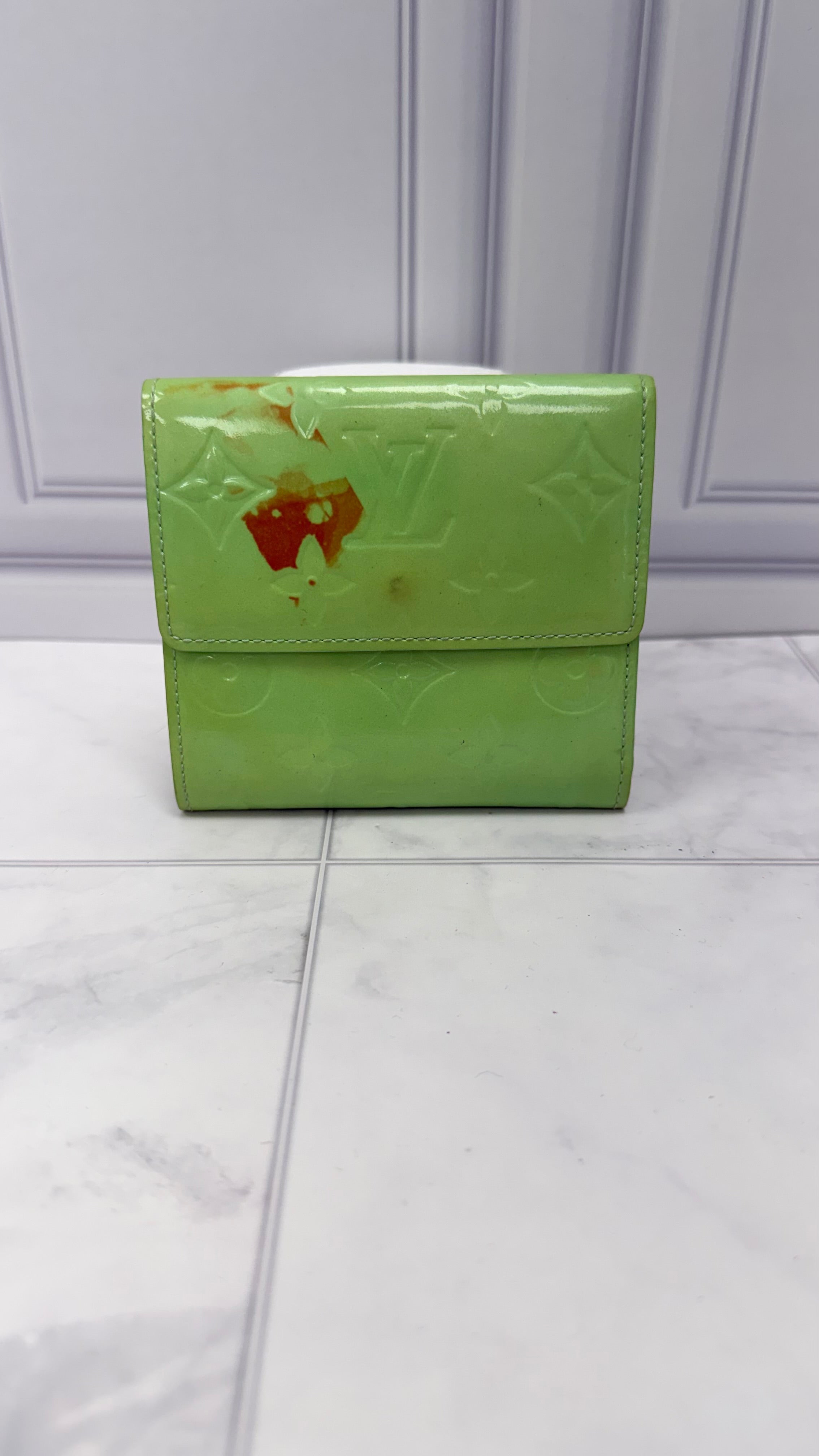 Louis Vuitton Green Vernis Elise Wallet