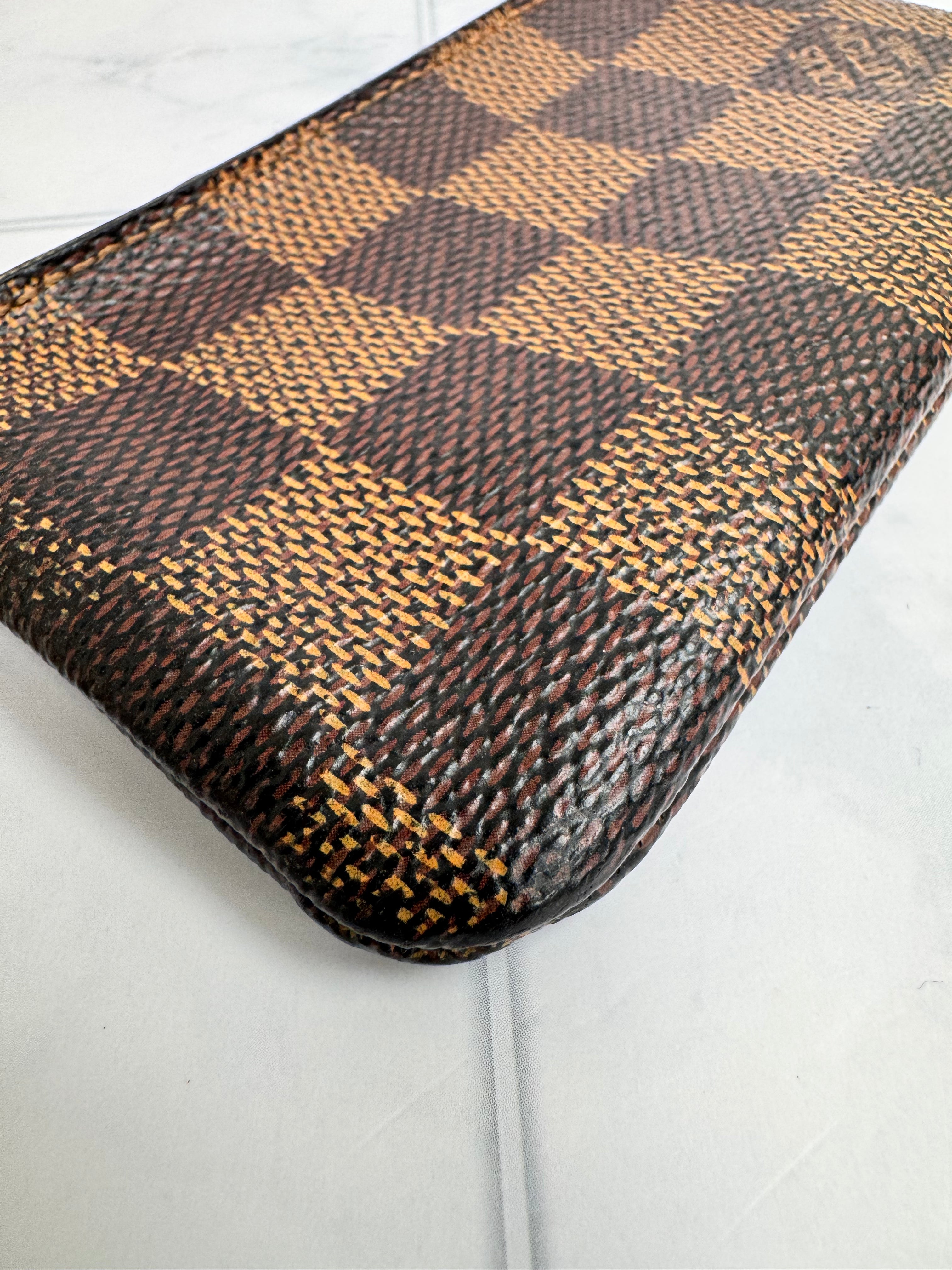 Louis Vuitton Damier Ebene Key Cles