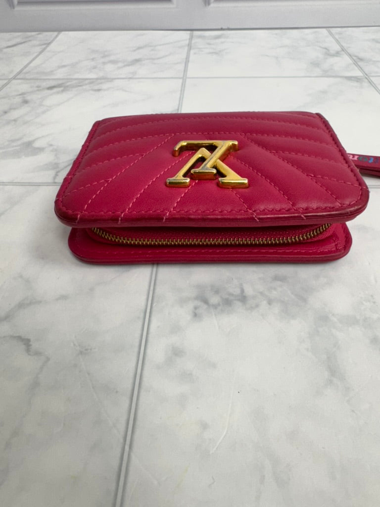 Louis Vuitton Fuchsia Quilted Leather New Wave Compact Wallet