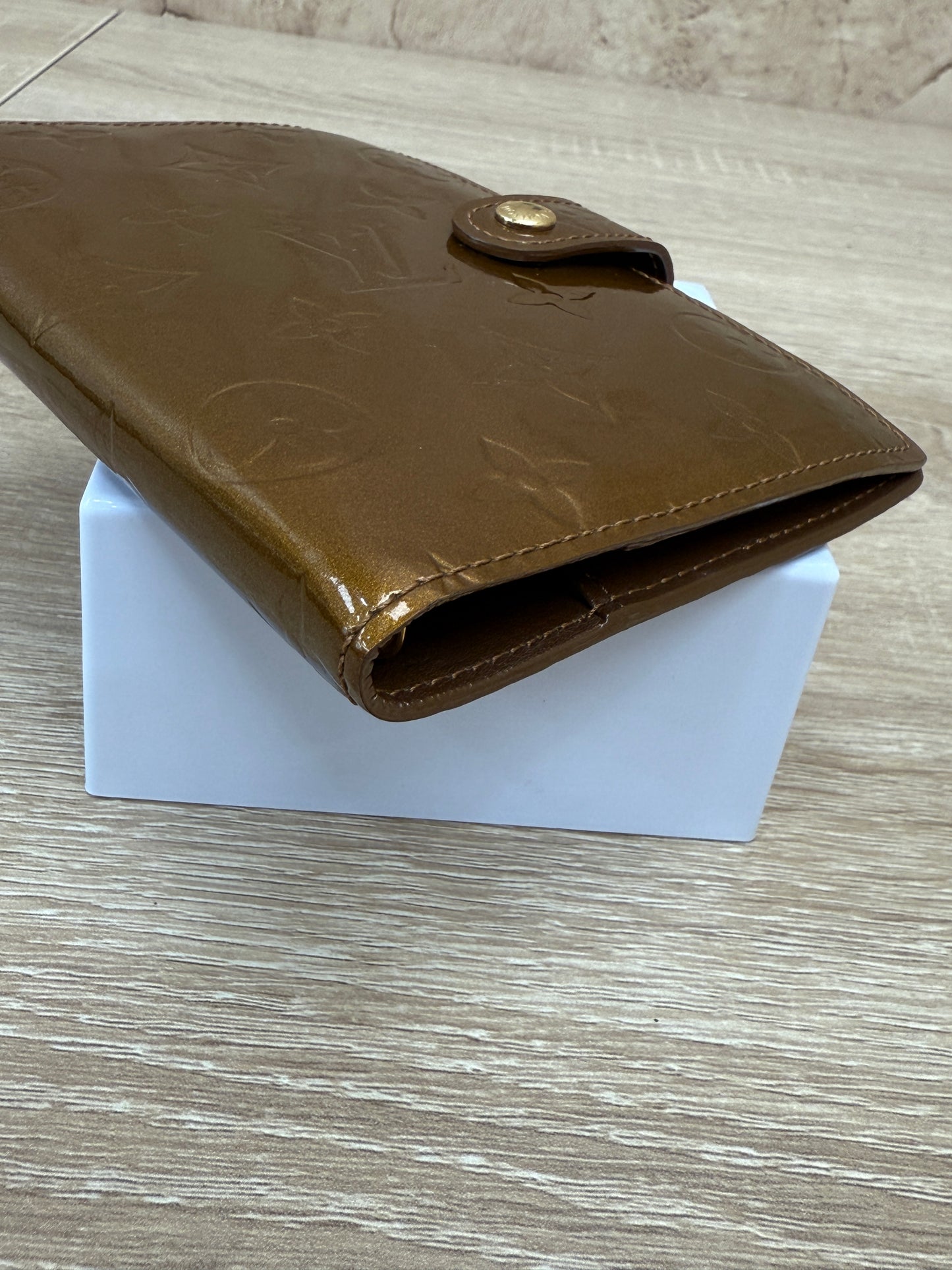 Louis Vuitton Bronze Vernis Passport Agenda PM