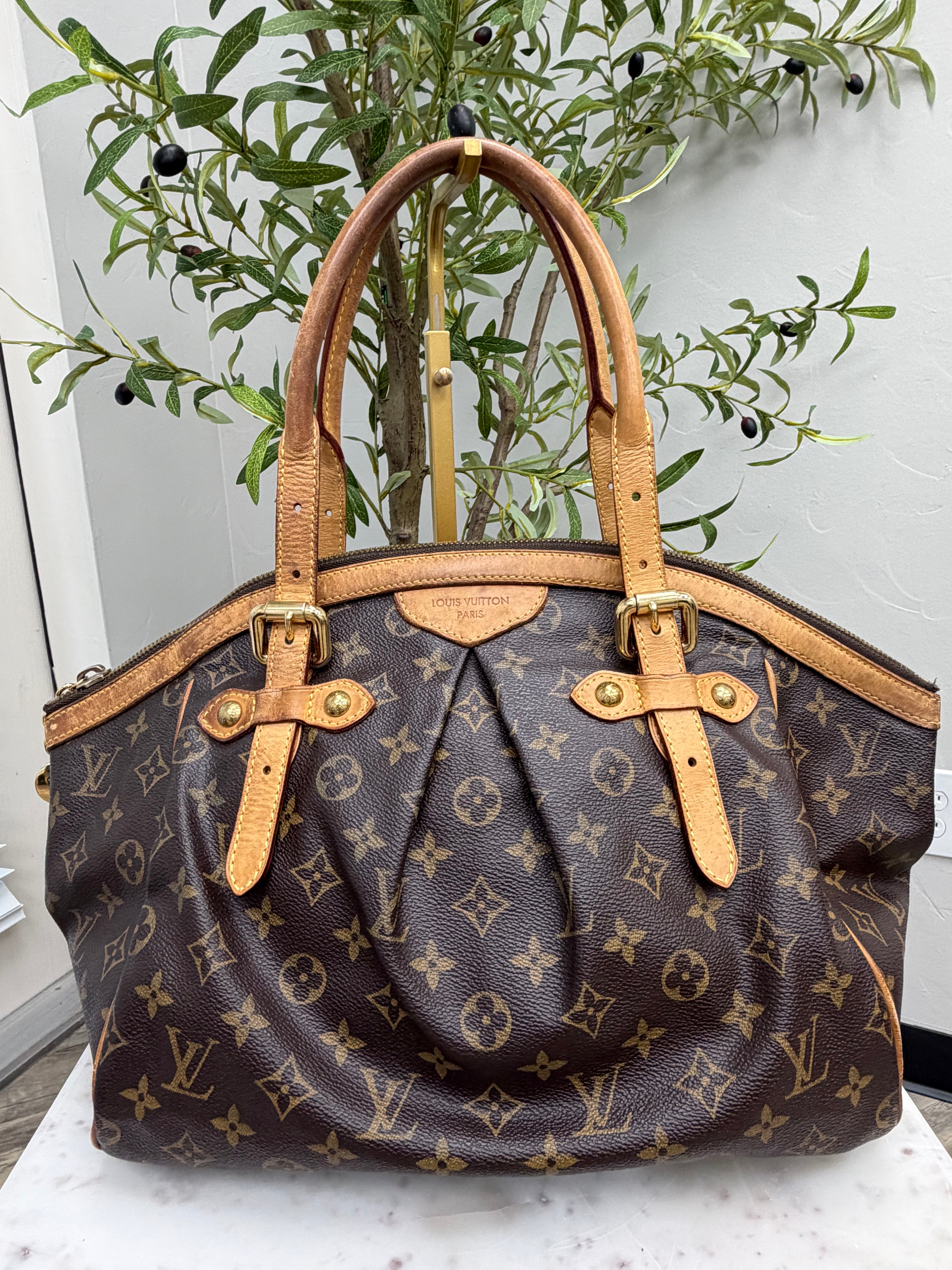 *DONS DROP* Louis Vuitton Monogram Tivoli Handbag PM