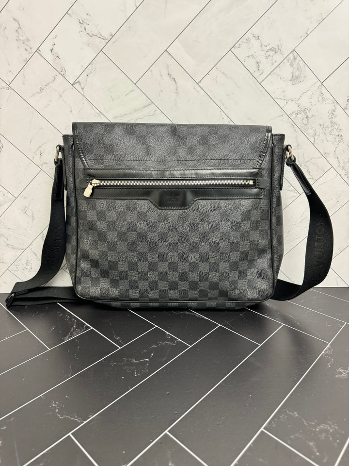 Louis Vuitton Damier Graphite District Messenger Bag