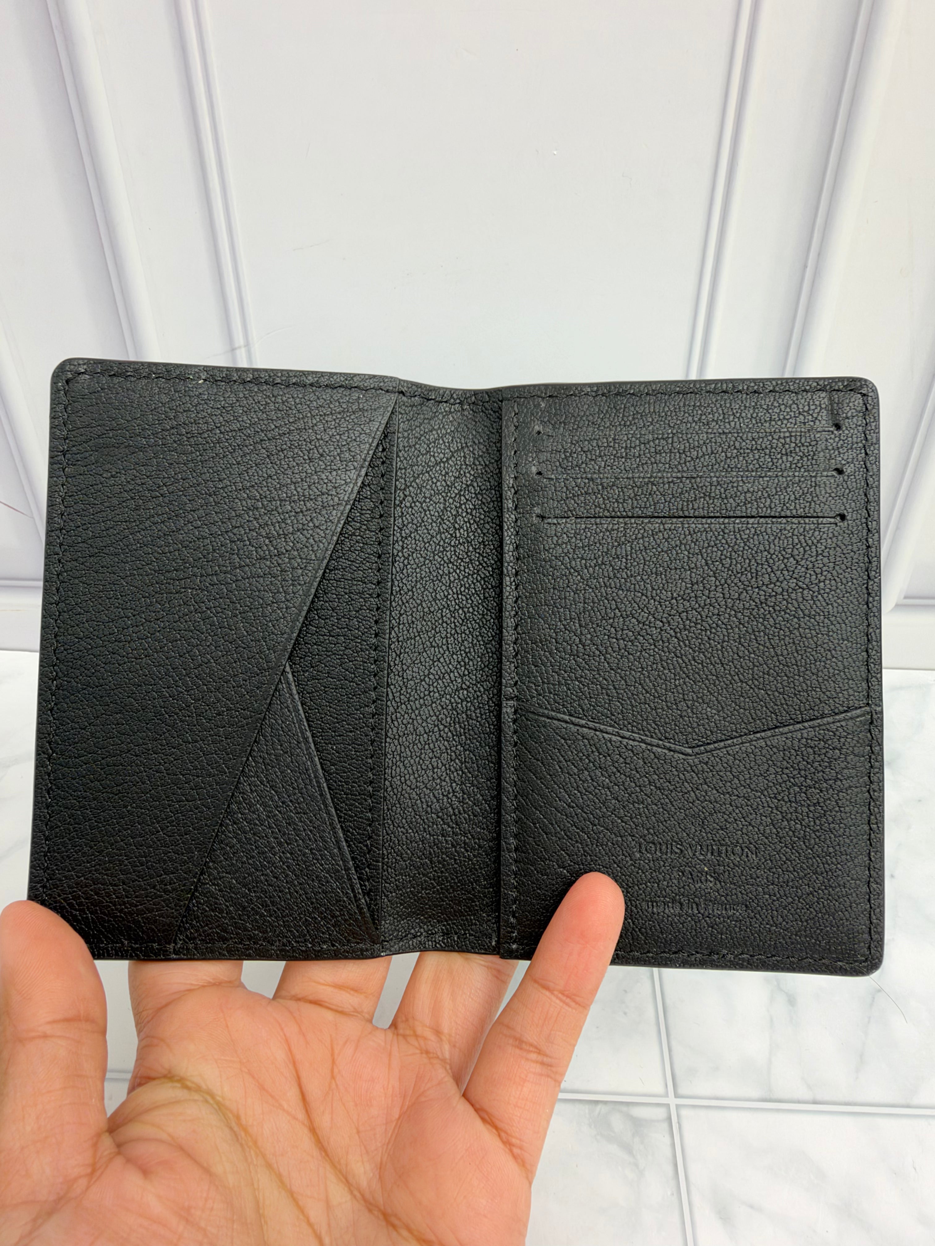 LIKE NEW - Louis Vuitton Tropical Blue Ostrich Leather Pocket Organizer