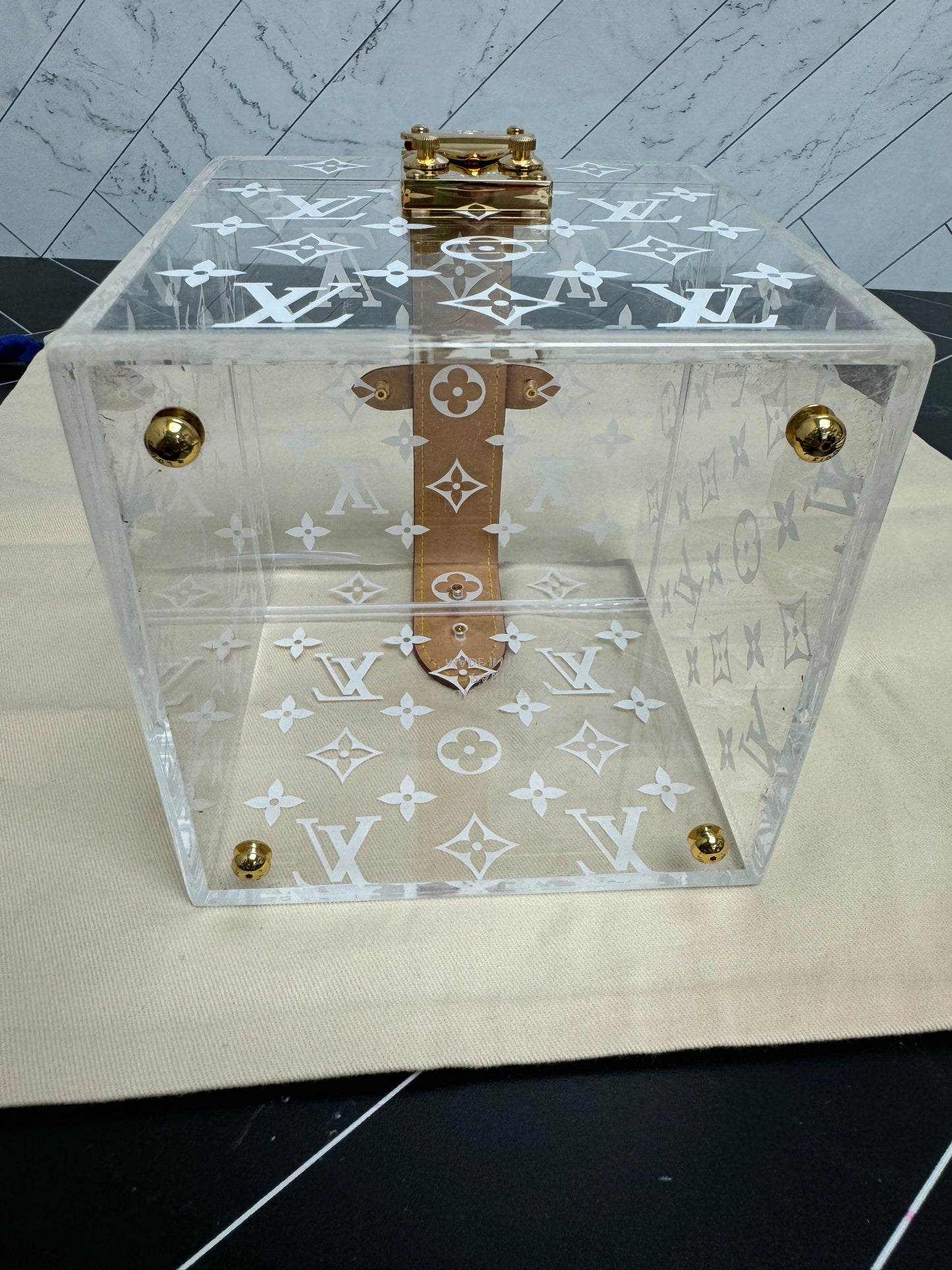 Louis Vuitton Scott Boite Monogram Clear Acrylic Case