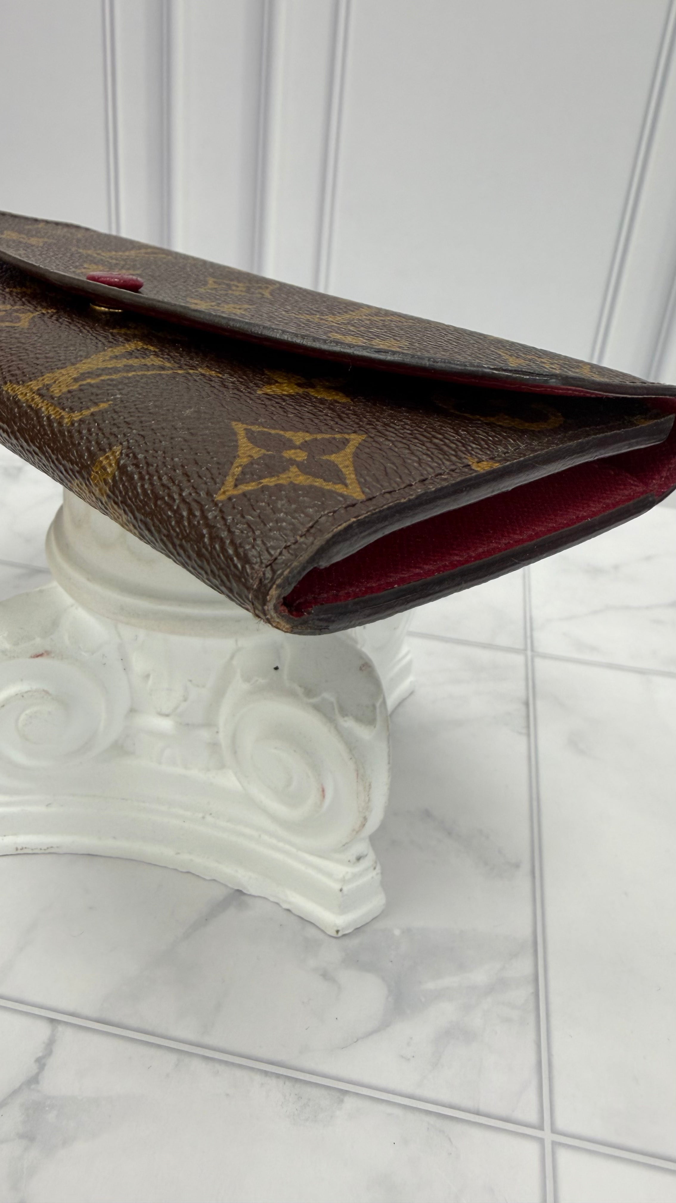 *DONS DROP* Louis Vuitton Monogram & Fuchsia Emilie Wallet