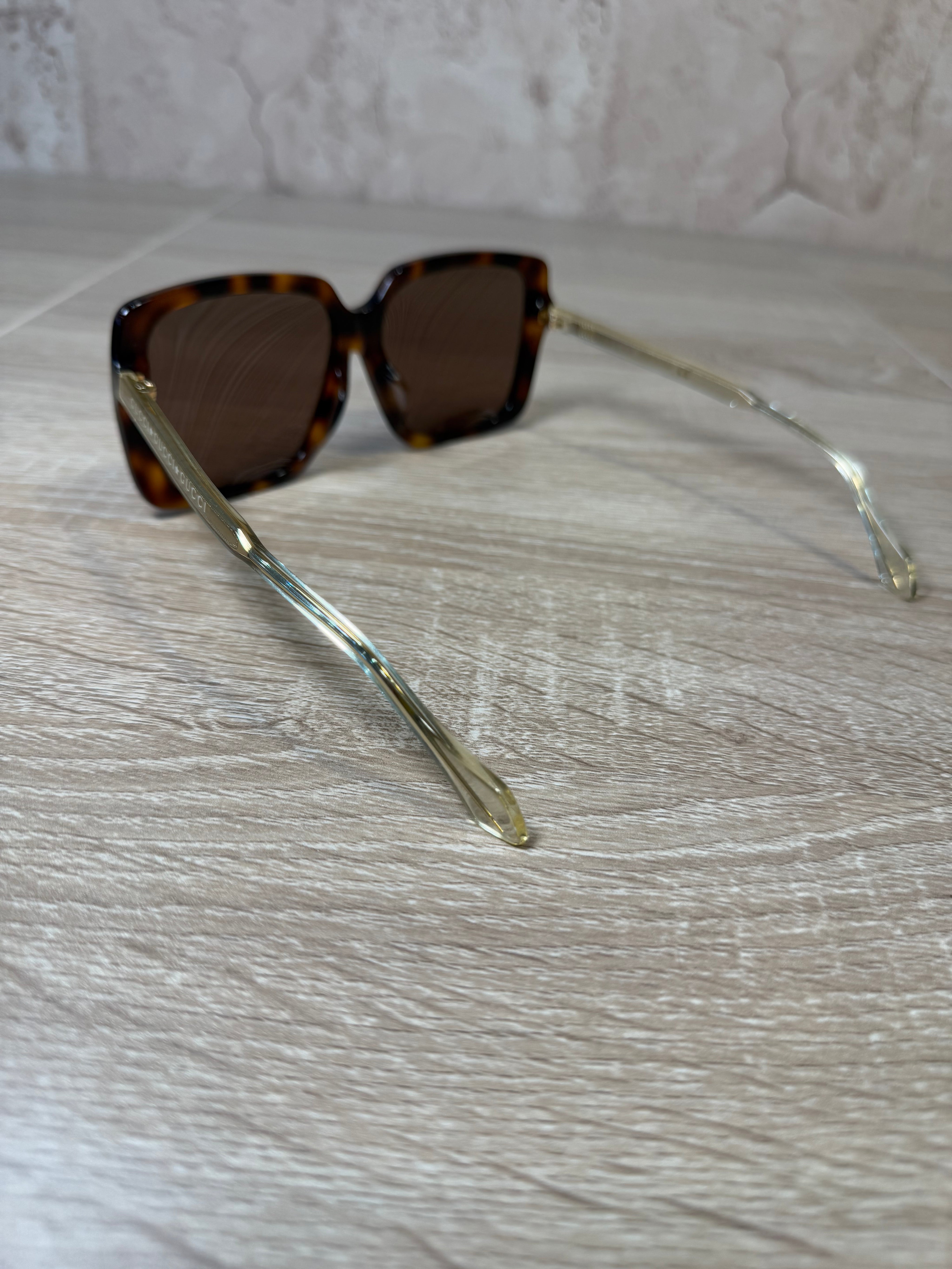 BRAND NEW Gucci Tortoiseshell & Gold Oversized Sunglasses