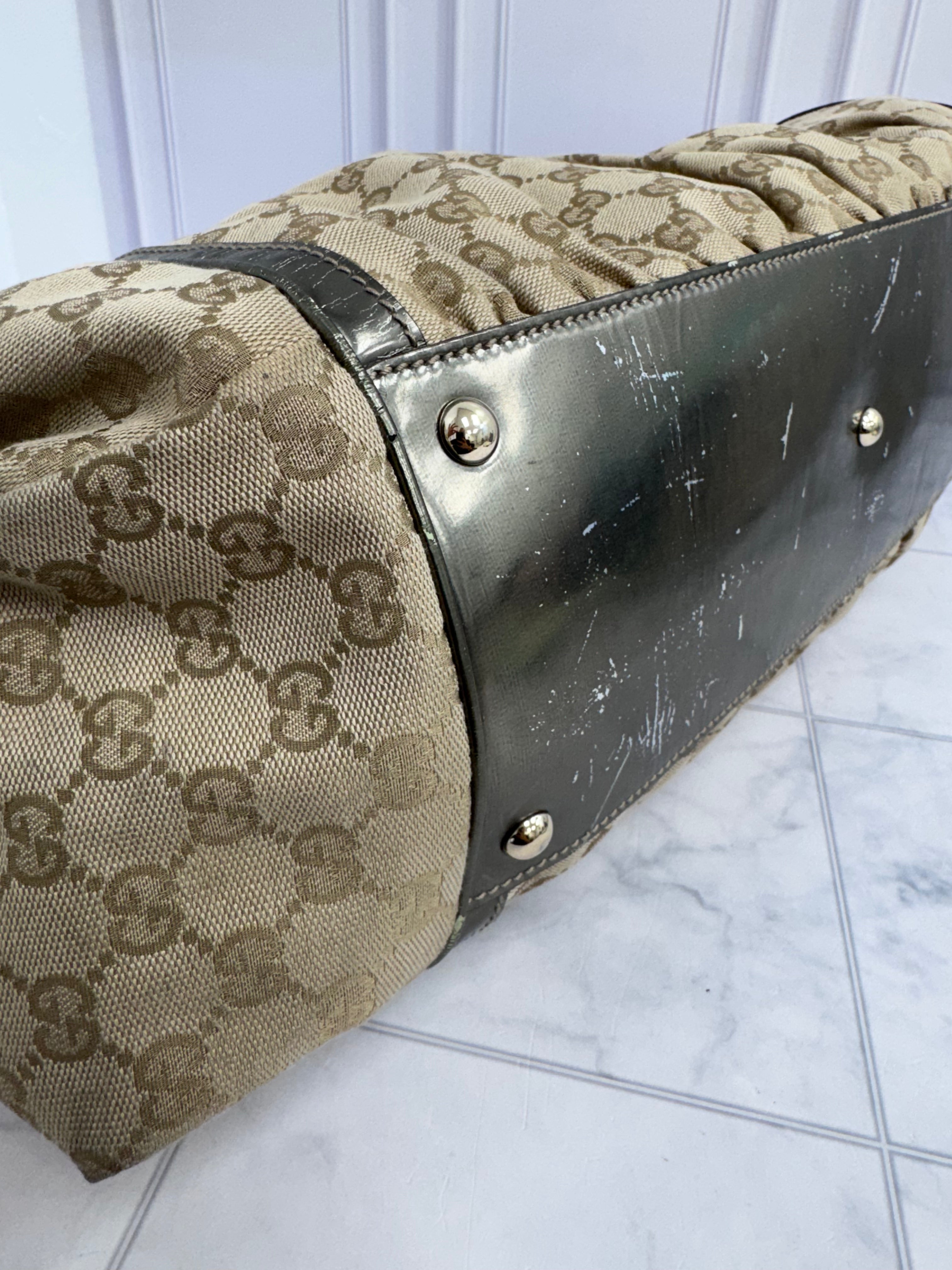 Gucci GG Canvas Pop Bamboo Large Tote Bag
