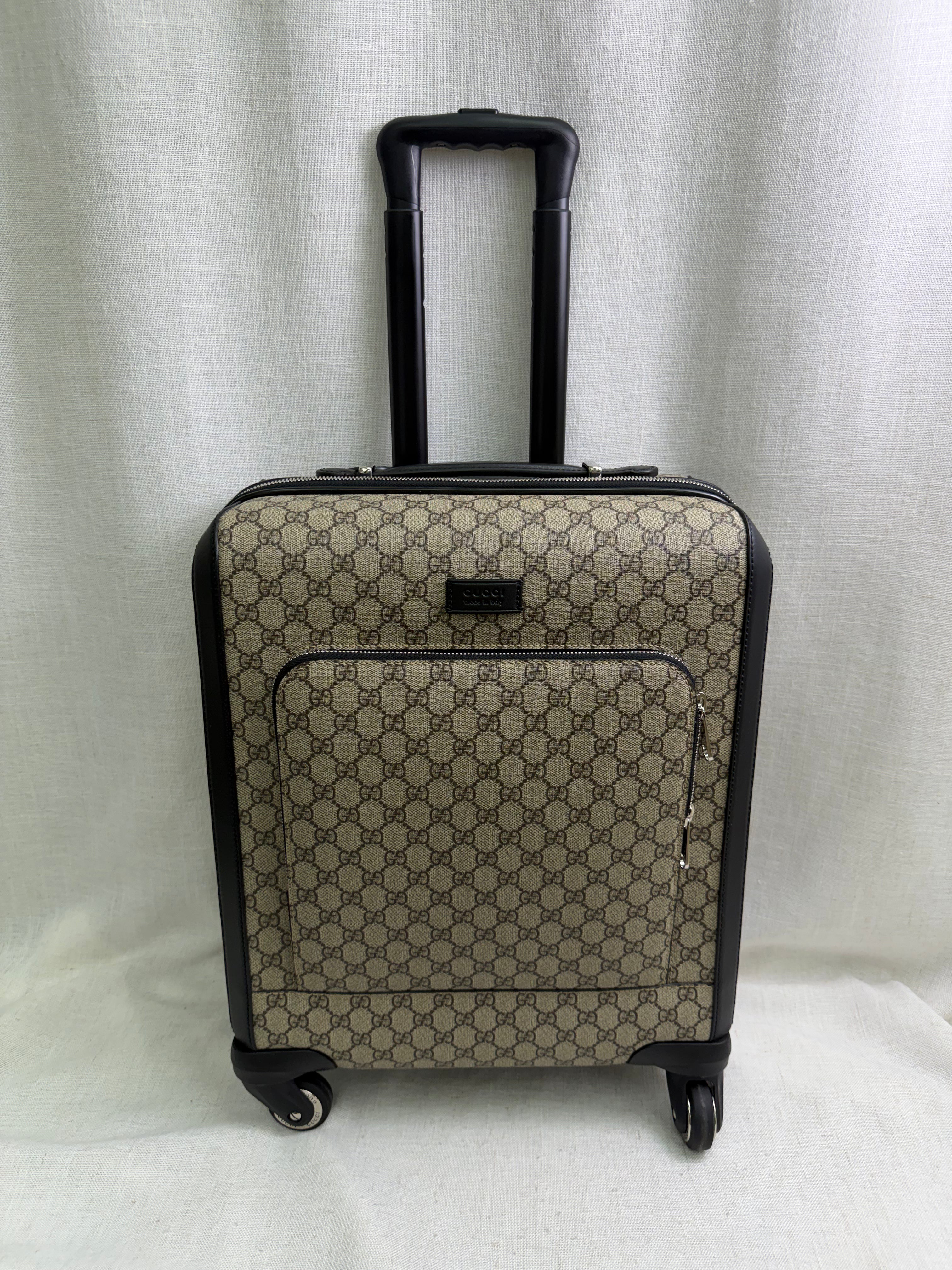 Gucci Beige GG Supreme Canvas & Black Leather Carry-On Trolley