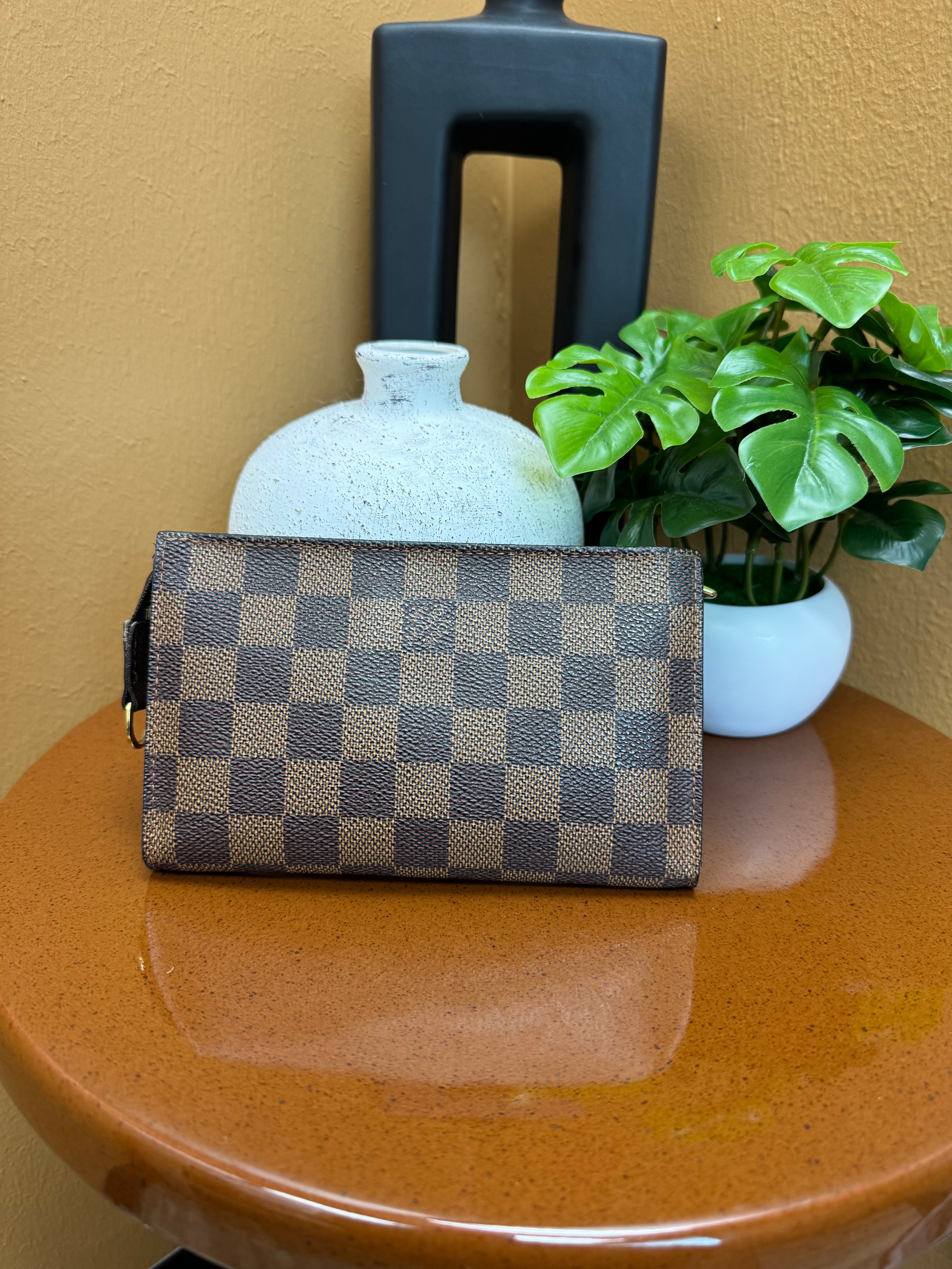 Louis Vuitton Damier Ebene Bucket Pouch