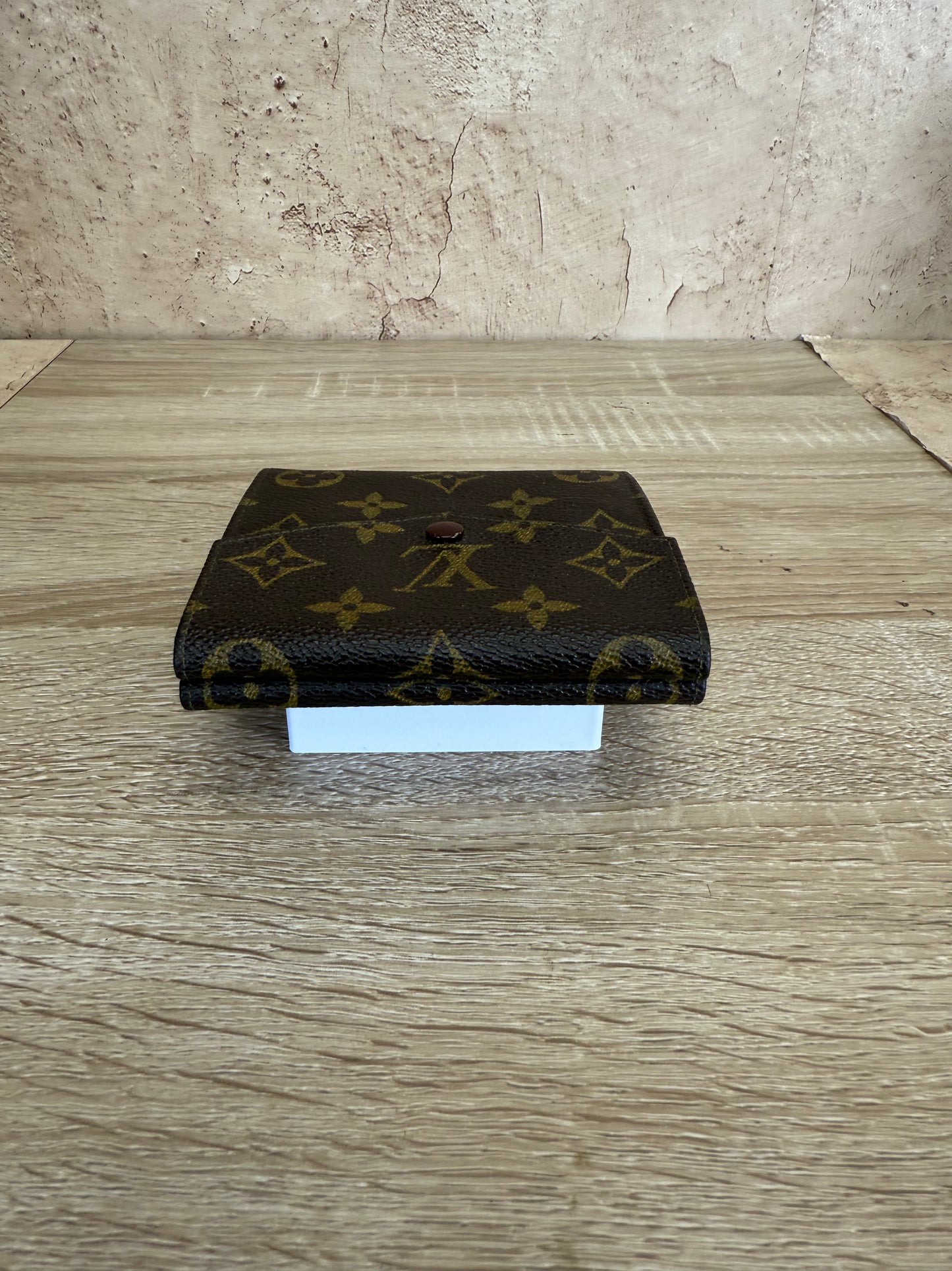 Louis Vuitton Monogram Elise Compact Wallet