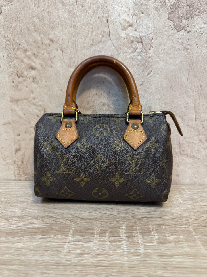 Louis Vuitton Monogram Nano Speedy