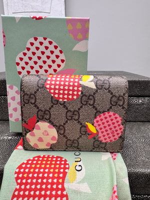 Gucci GG Supreme Canvas Apple Print Compact Wallet
