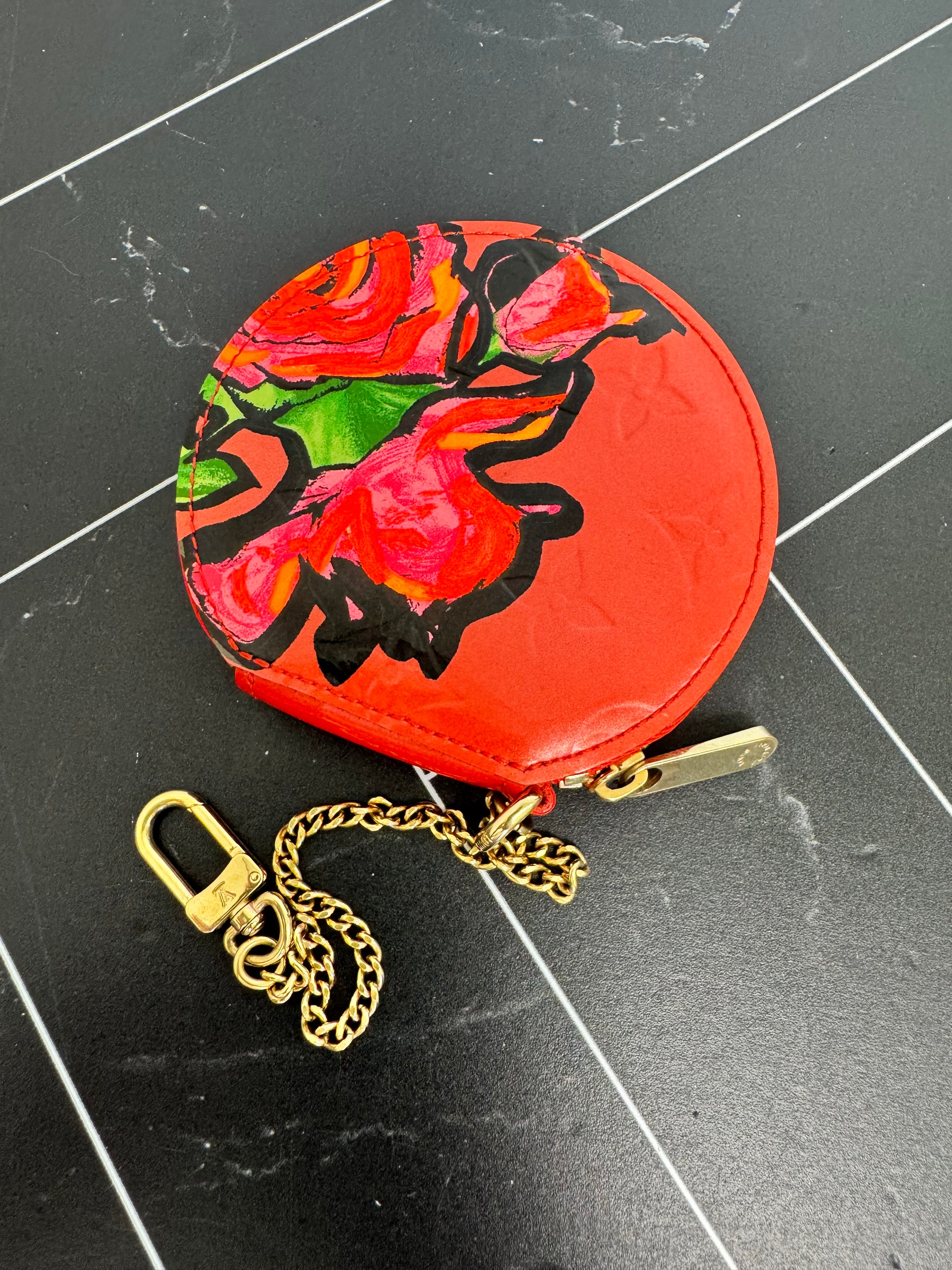 Louis Vuitton Limited Edition Monogram Vernis Roses Chapeau Coin Purse