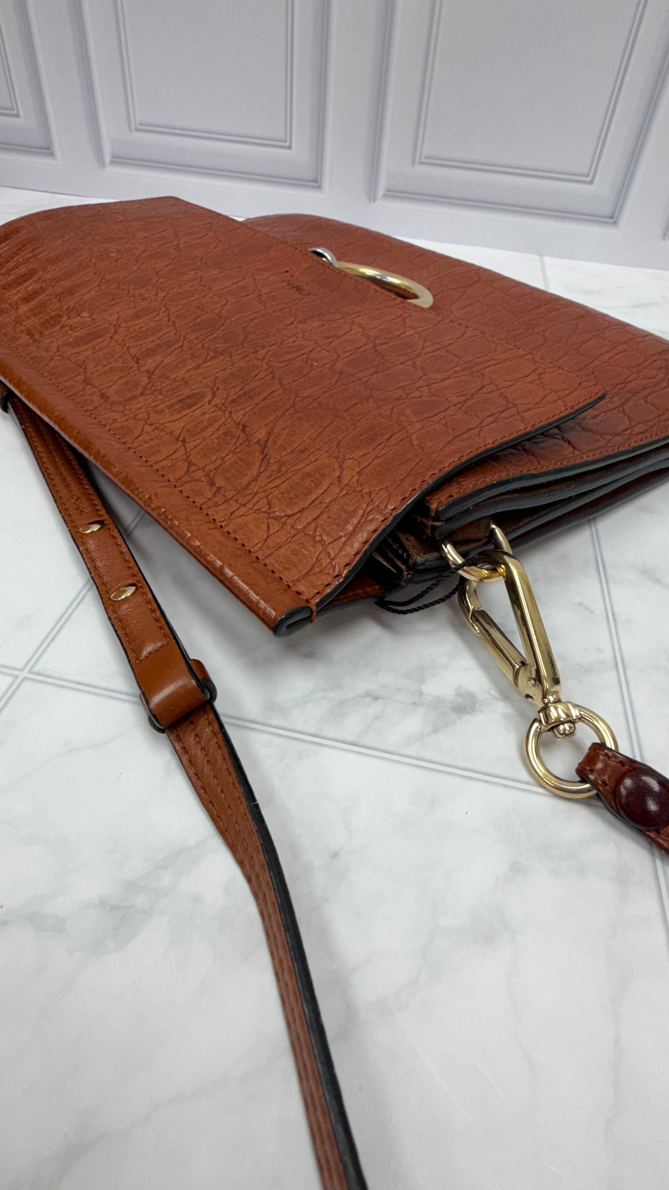 *DONS DROP* Chloe Brown Croc-Embossed Faye Medium Shoulder Bag