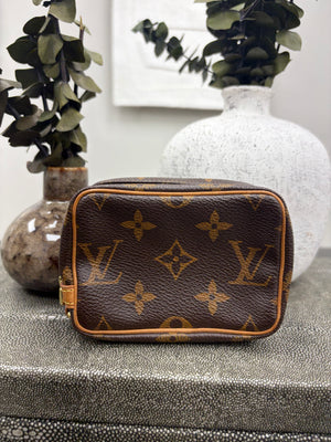 Louis Vuitton Monogram Wapity Pouch