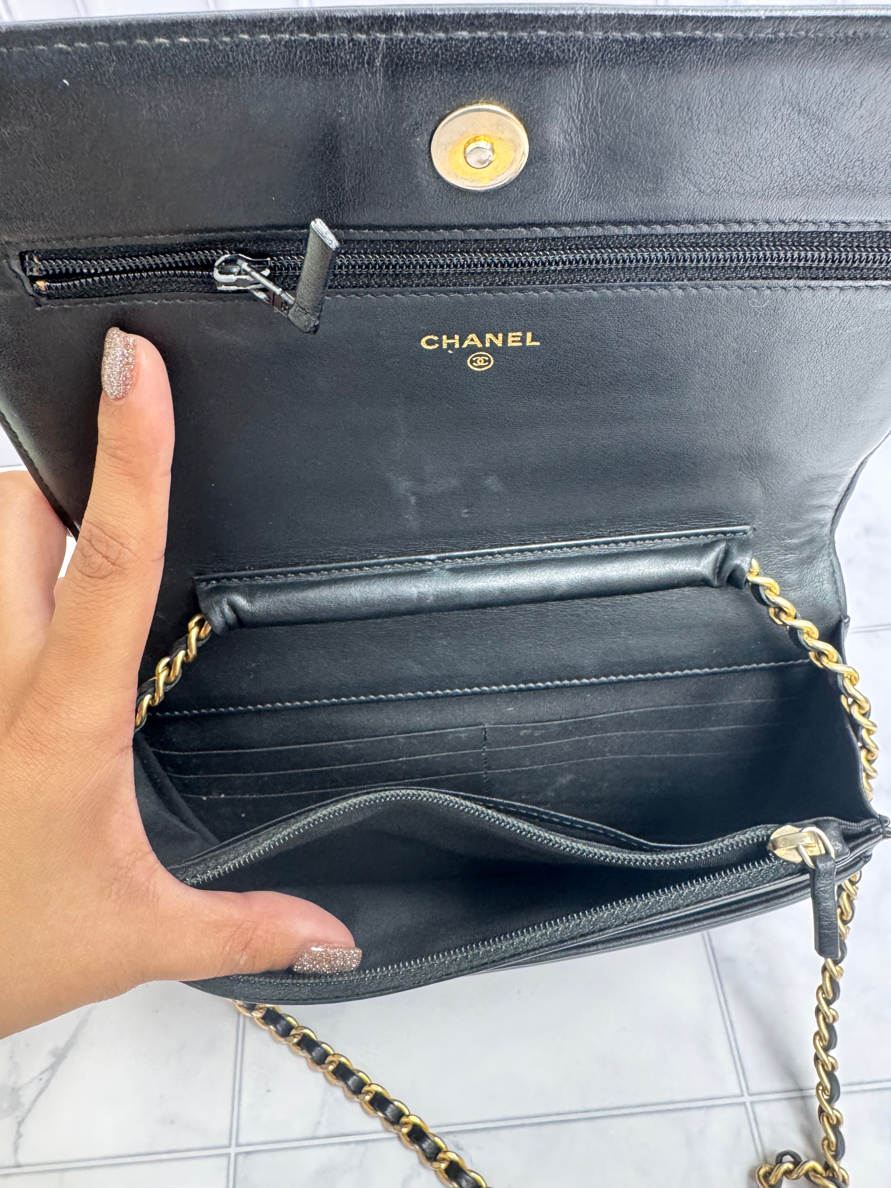 *DONS DROP* Chanel Black Quilted Leather Boy Wallet On A Chain