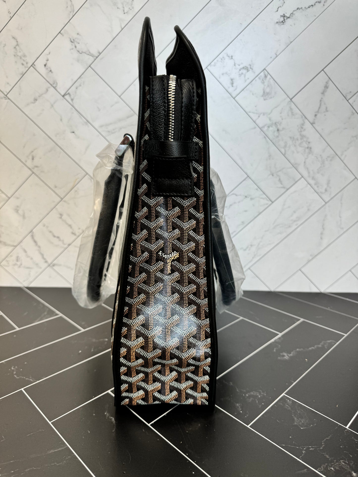 BRAND NEW- Goyard Black Bourgogne Bag