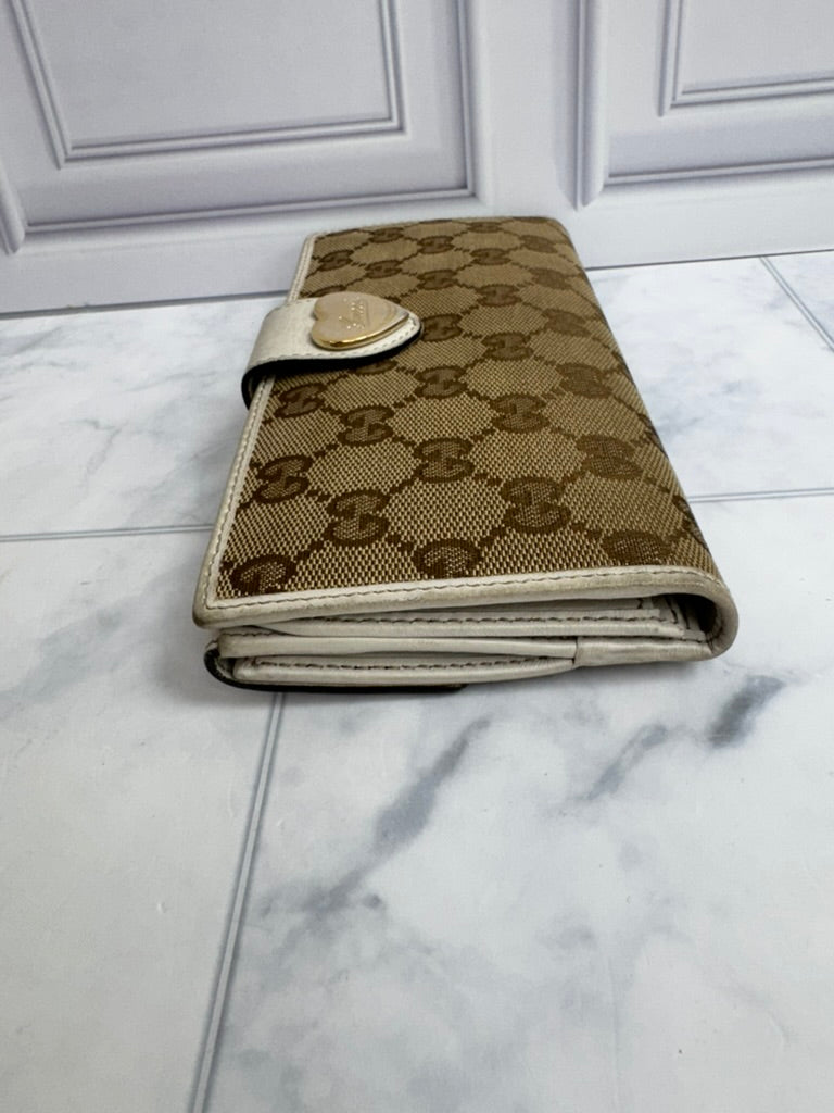 Gucci GG Canvas Lovely Heart Long Wallet
