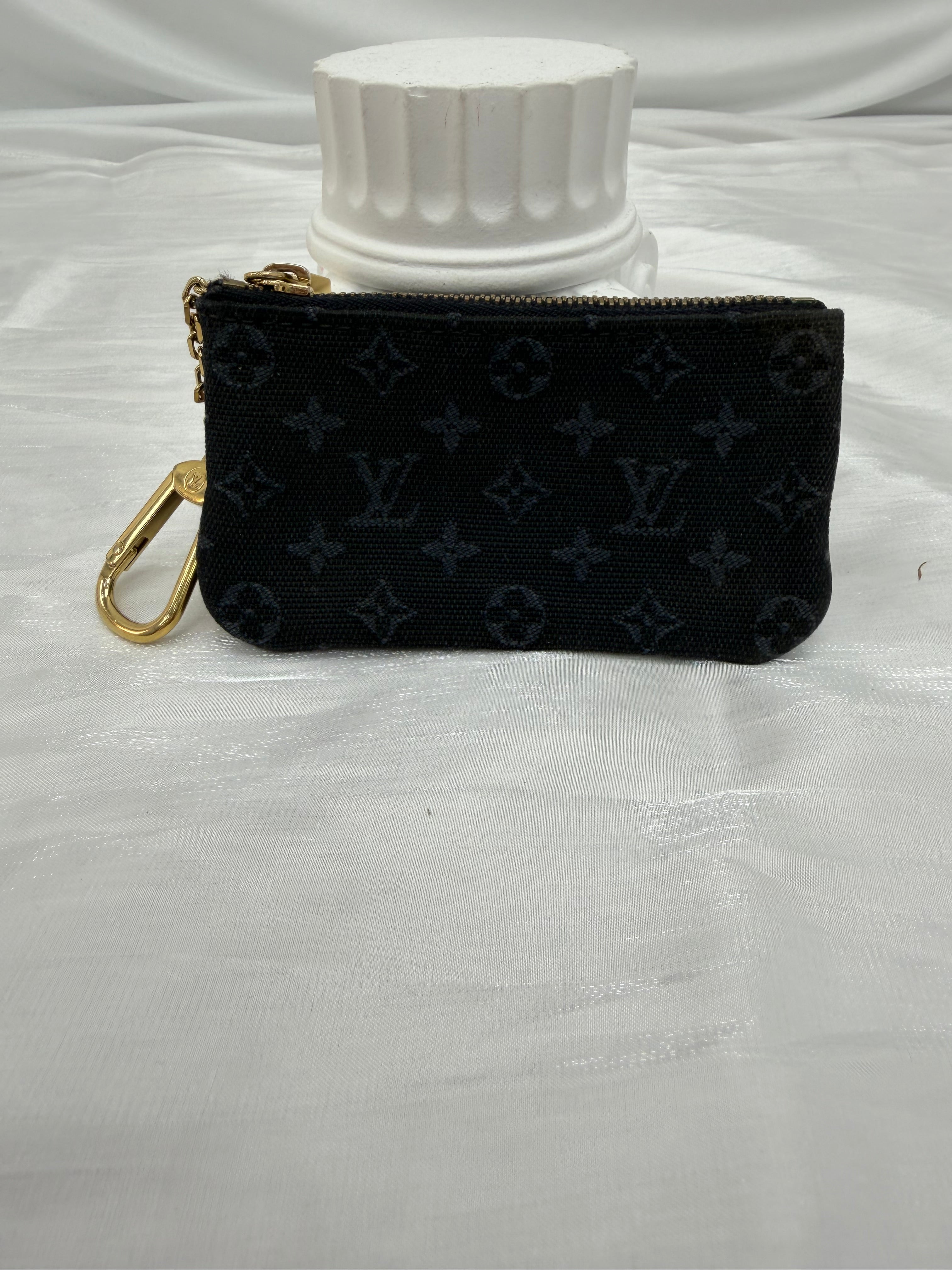 Louis Vuitton Navy Blue Mini Lin Key Cles