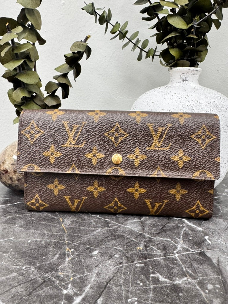 Louis Vuitton Monogram International Wallet