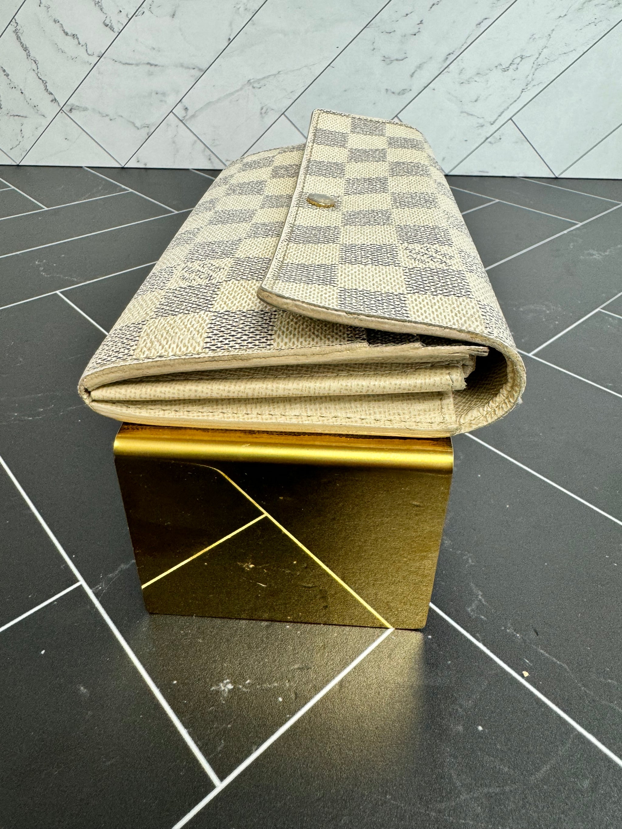 Louis Vuitton Damier Azur Sarah Wallet