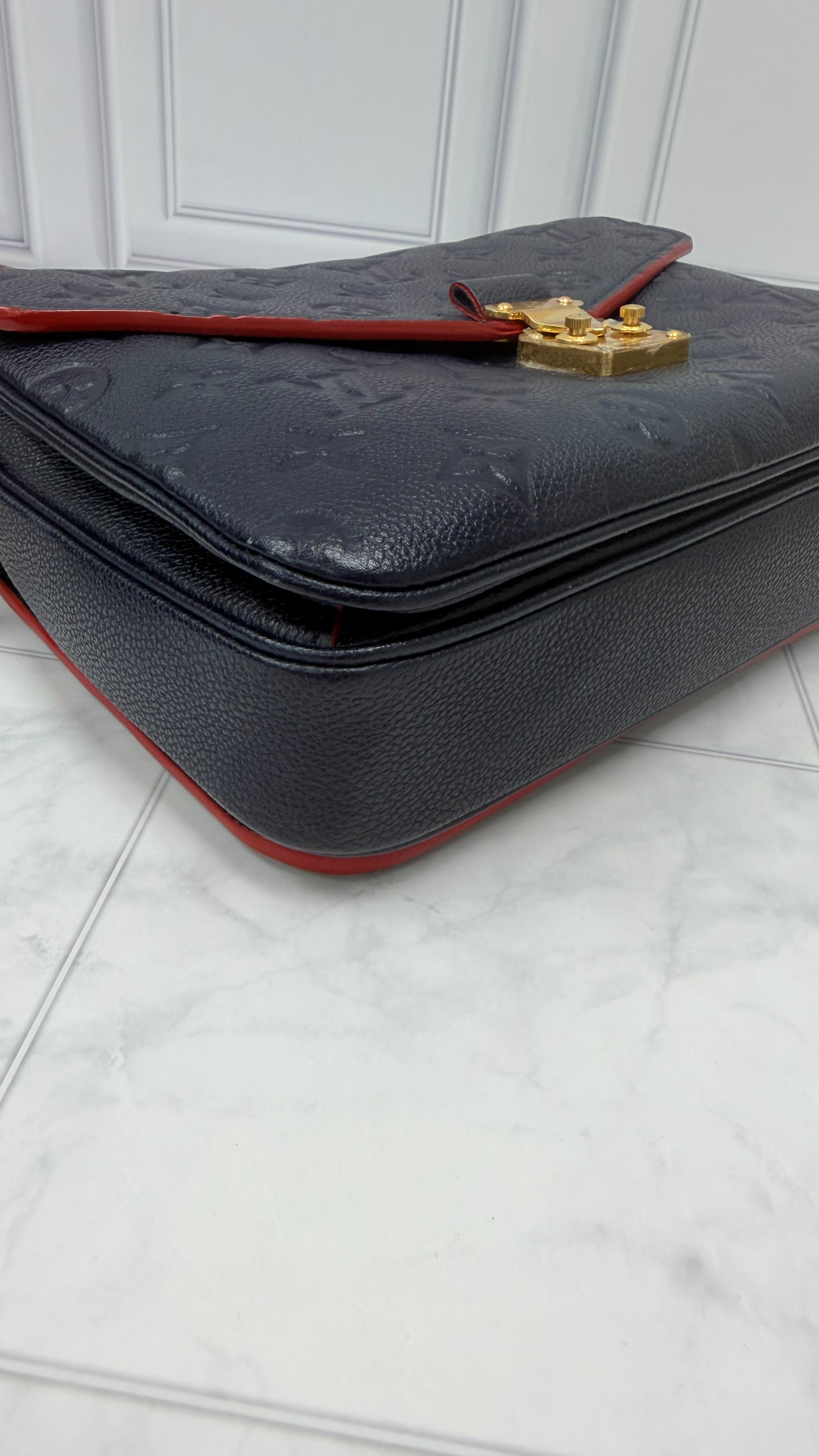 *DONS DROP* BRAND NEW - Louis Vuitton Blue Monogram Empreinte Pochette Metis