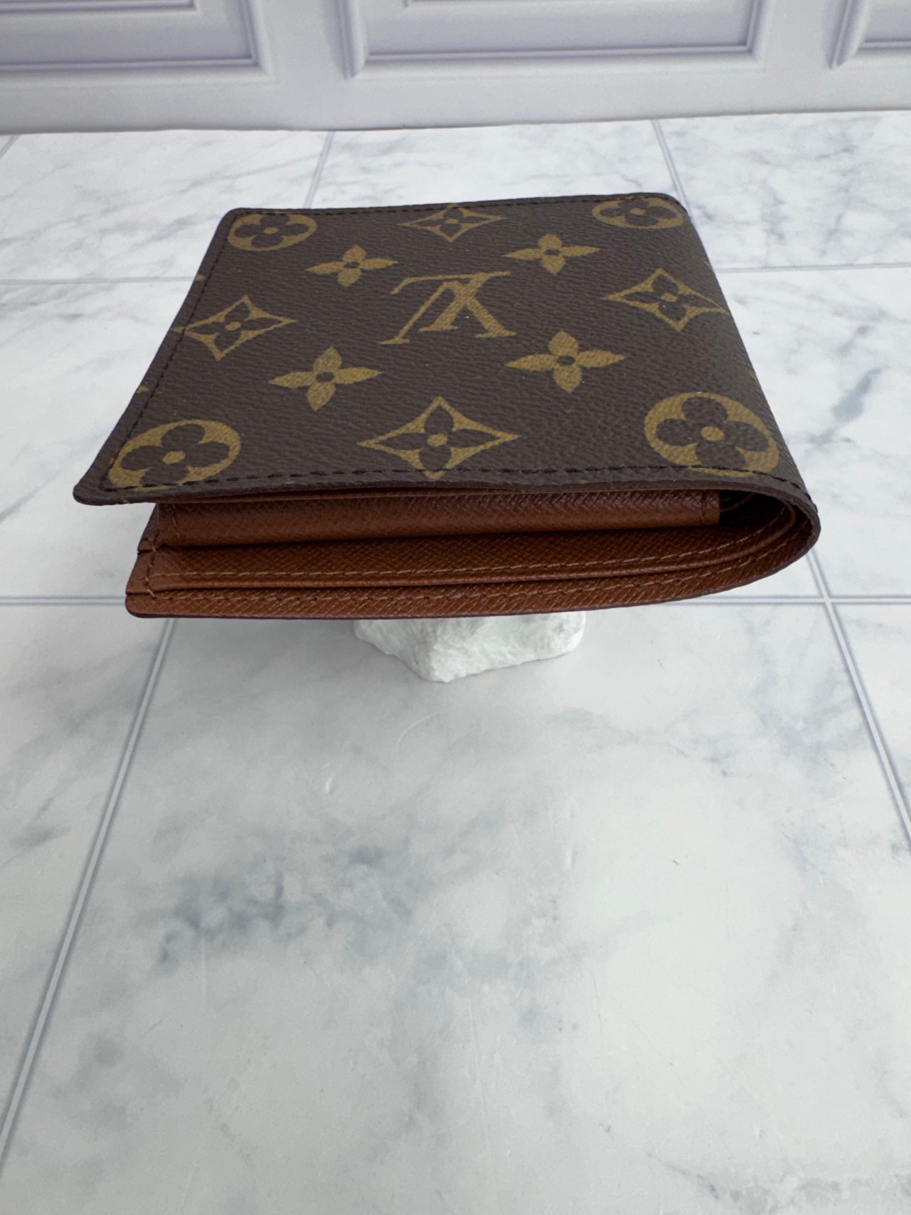 Louis Vuitton Monogram Bifold Wallet