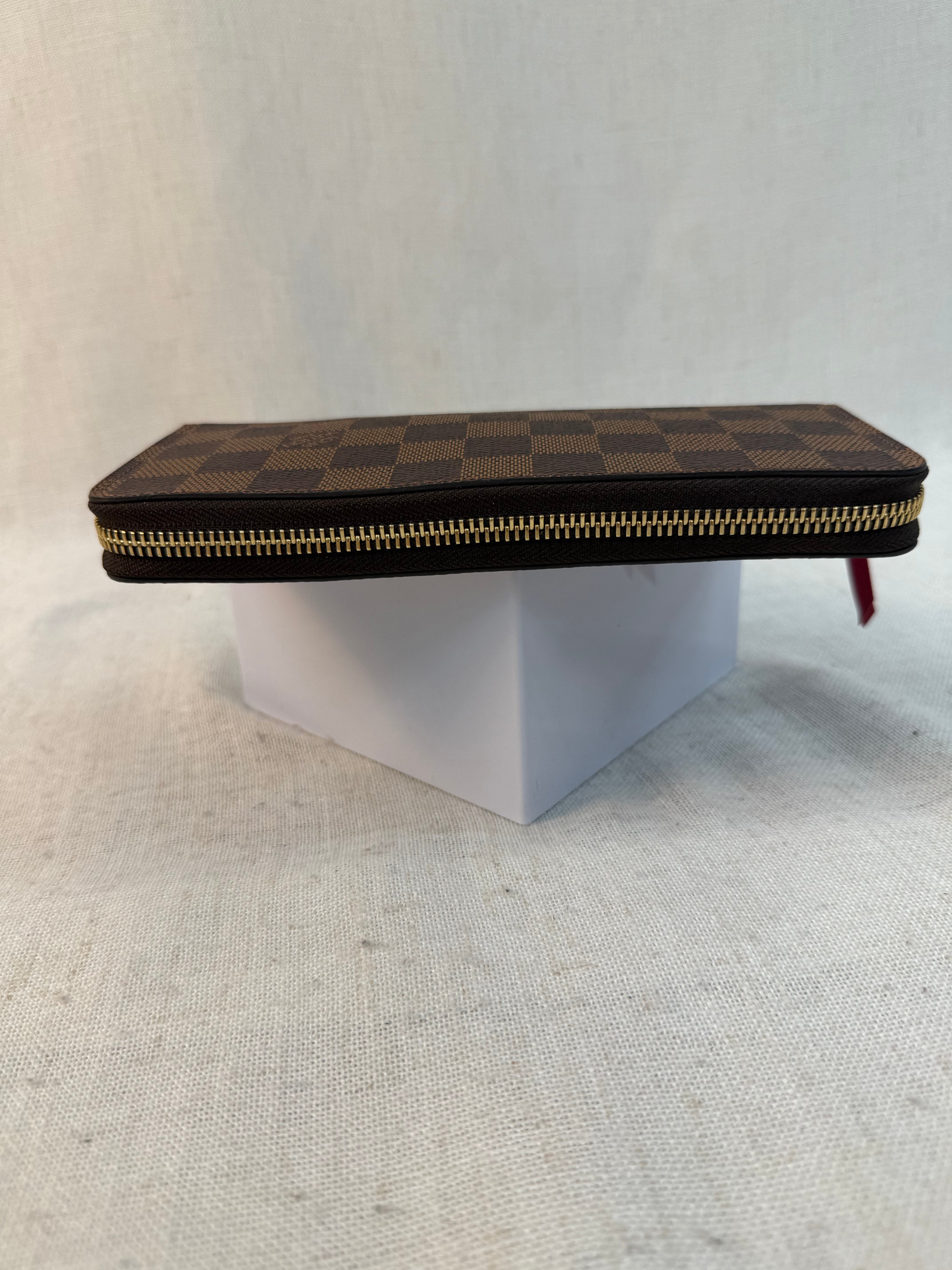 LIKE NEW Louis Vuitton Damier Ebene & Red Clemence Zippy Wallet