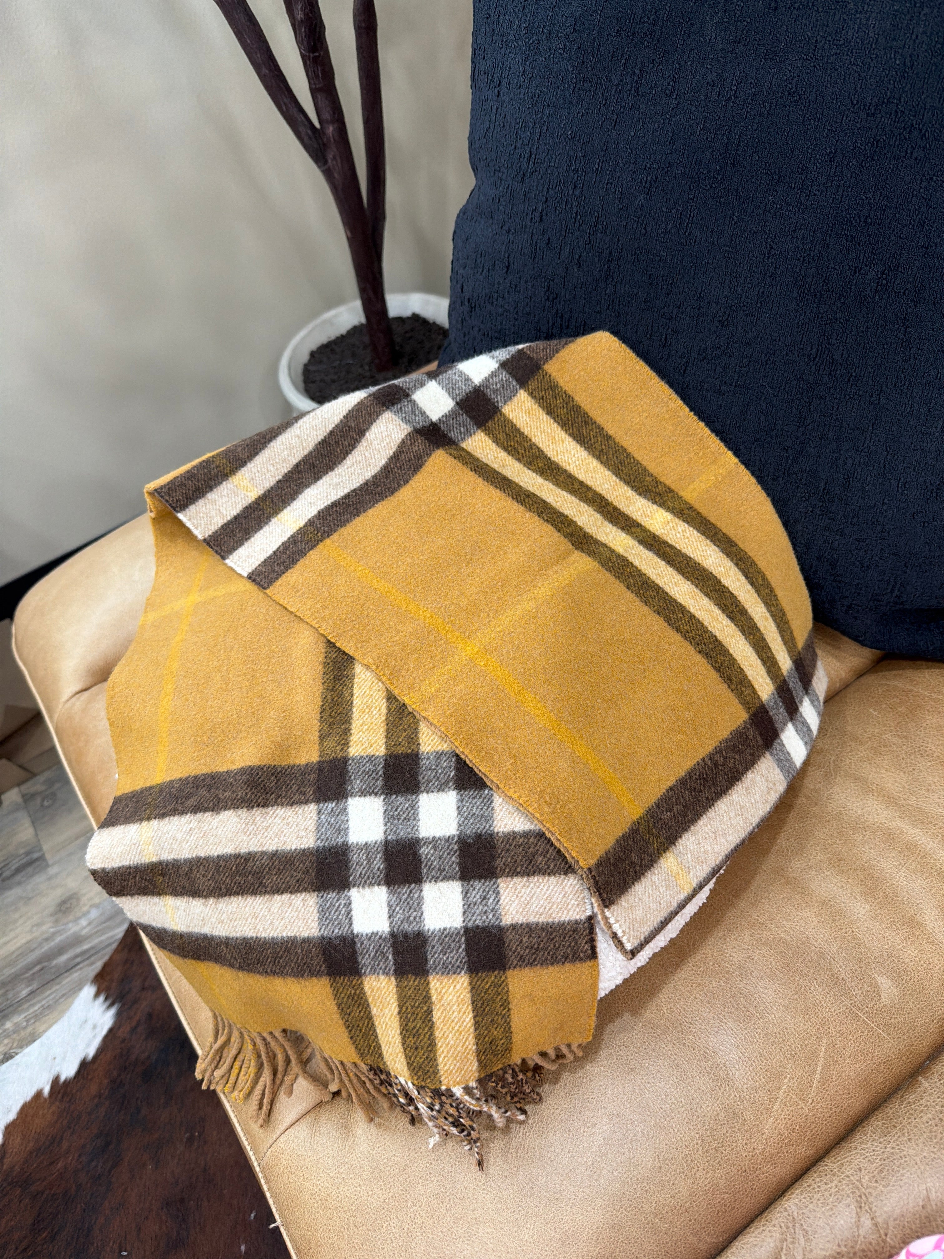 Burberry Vintage Caramel Novacheck Cashmere Scarf