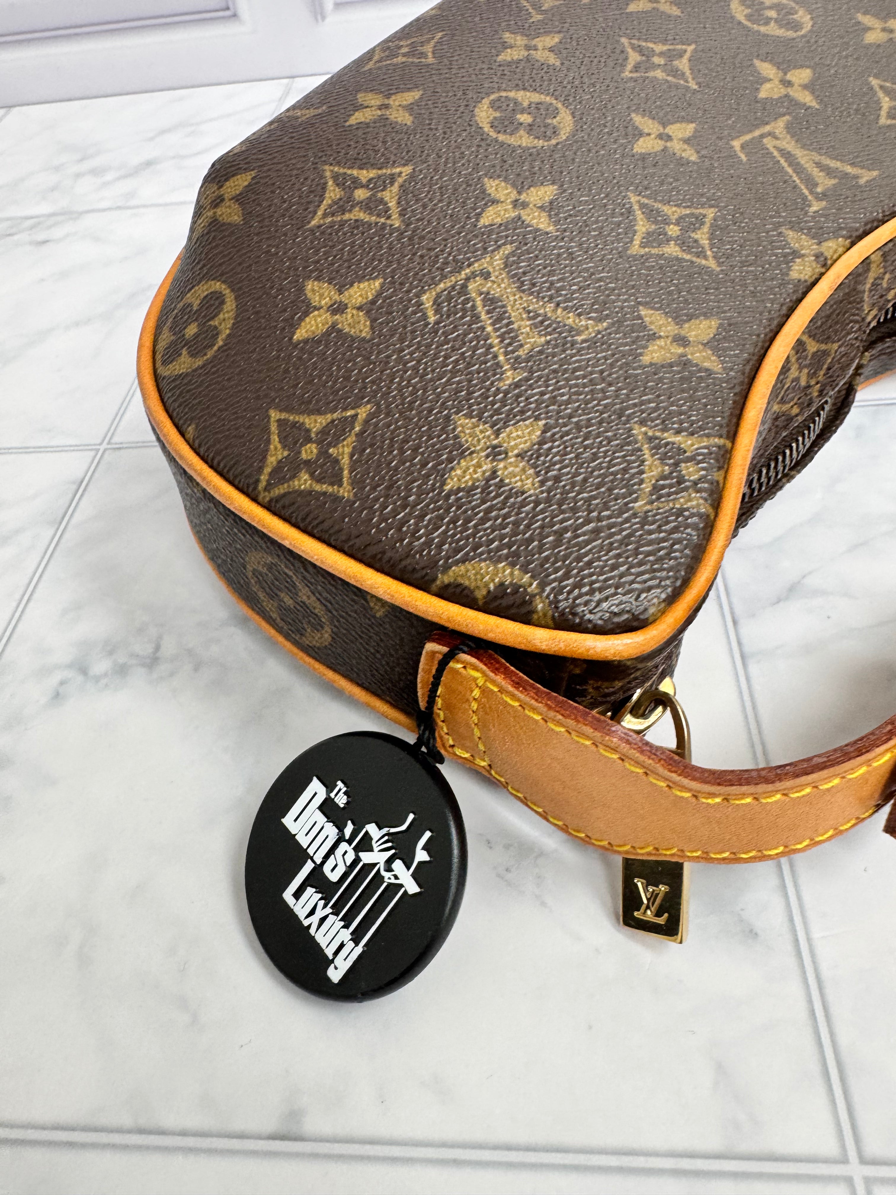 *DONS DROP* Louis Vuitton Monogram Croissant PM Handbag