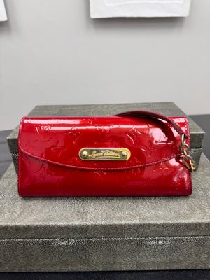 Louis Vuitton Red Monogram Vernis Sunset Boulevard Shoulder Bag