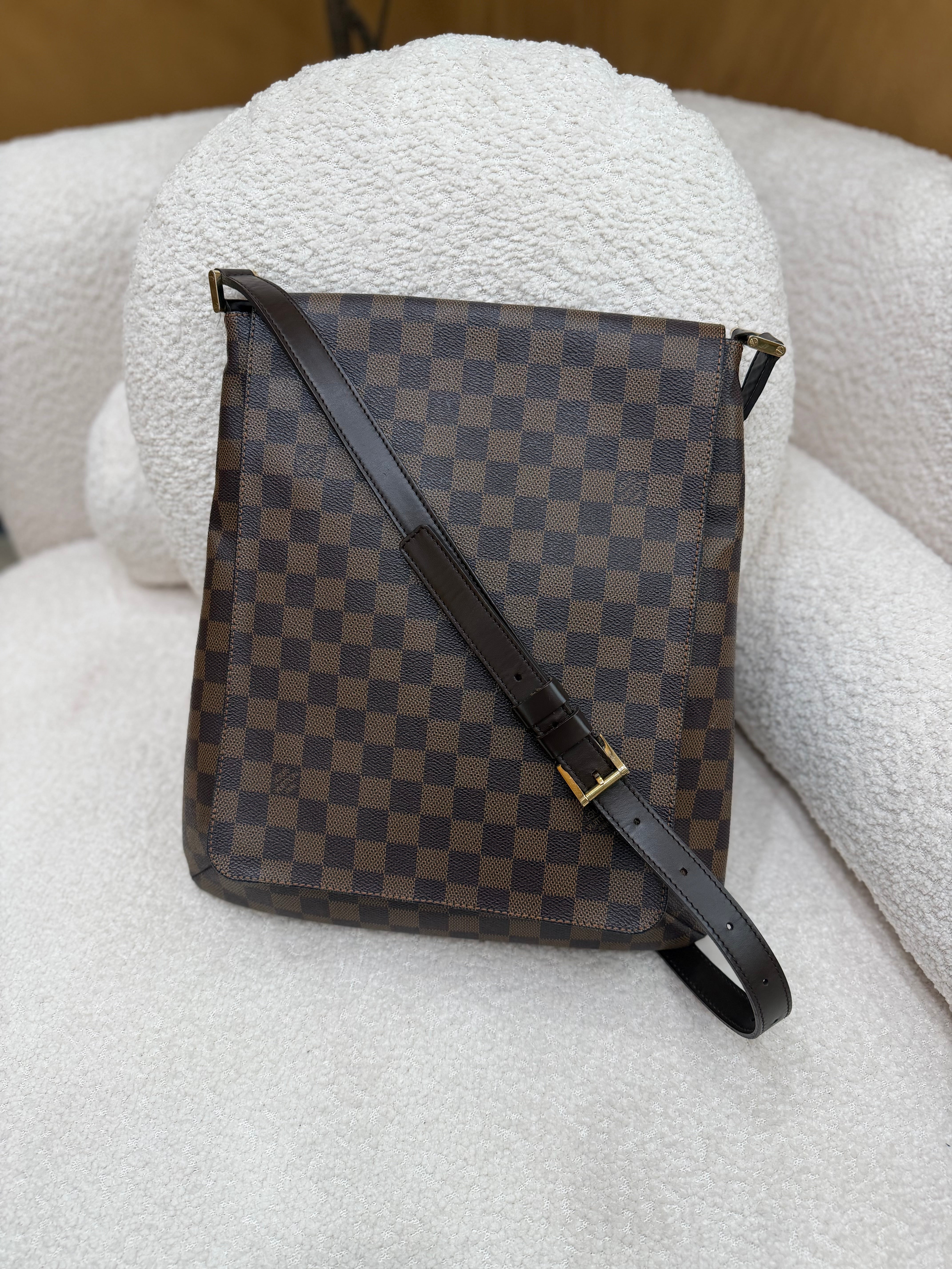 Louis Vuitton Damier Ebene Musette Salsa GM