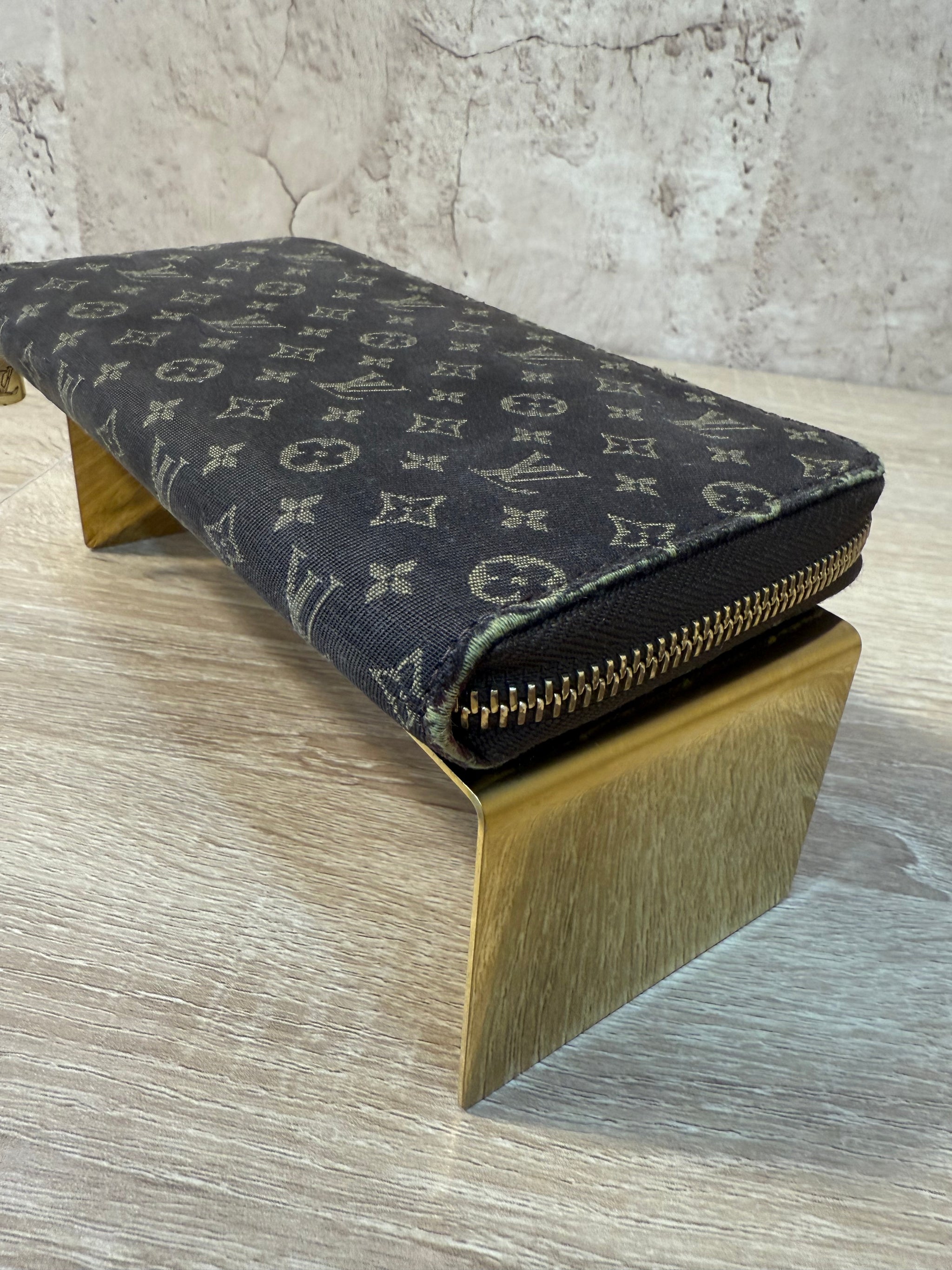 Louis Vuitton Brown Monogram Mini Lin Zippy Wallet