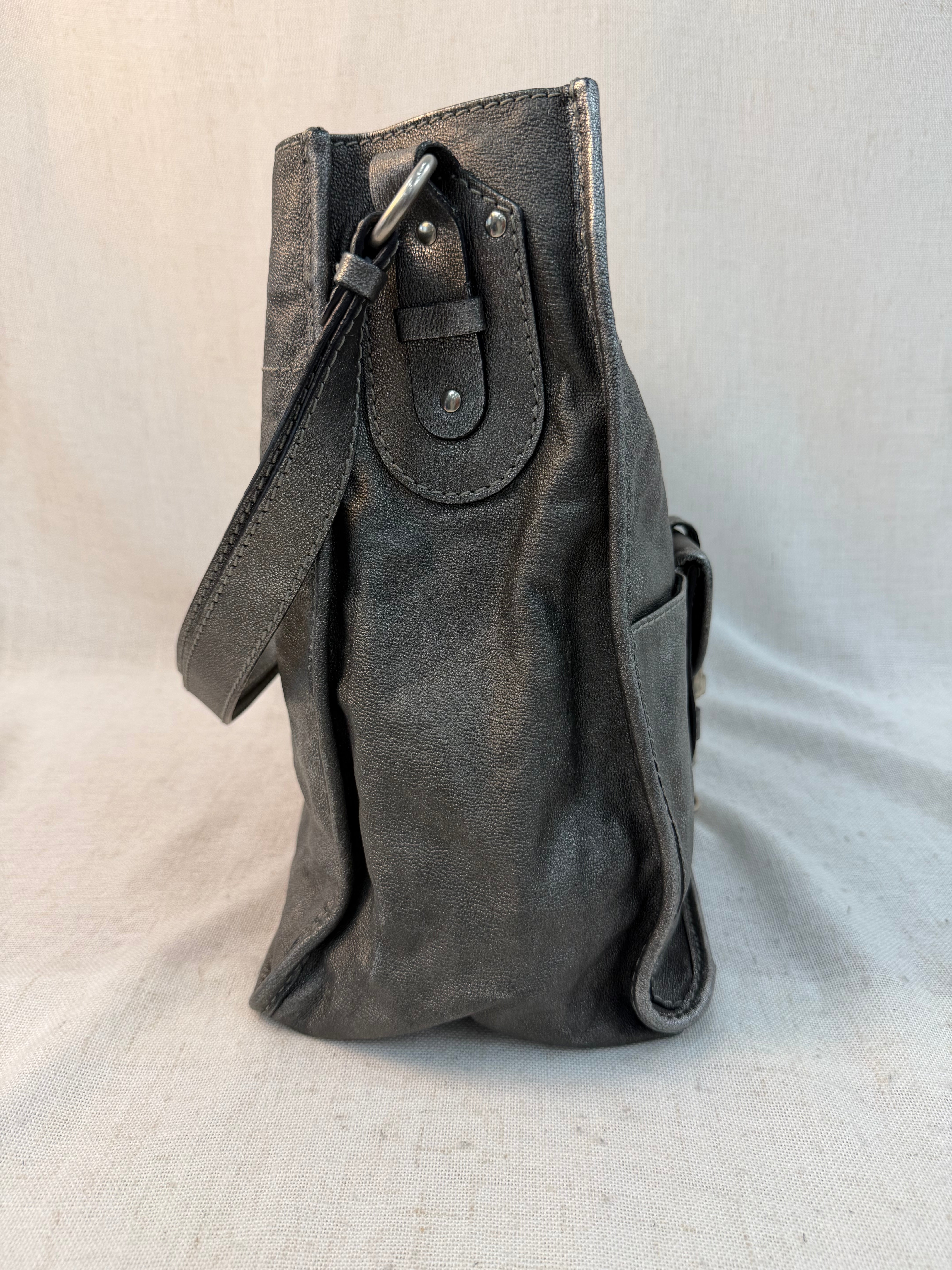 Chloe Metallic Silver Leather Kerala Shoulder Bag