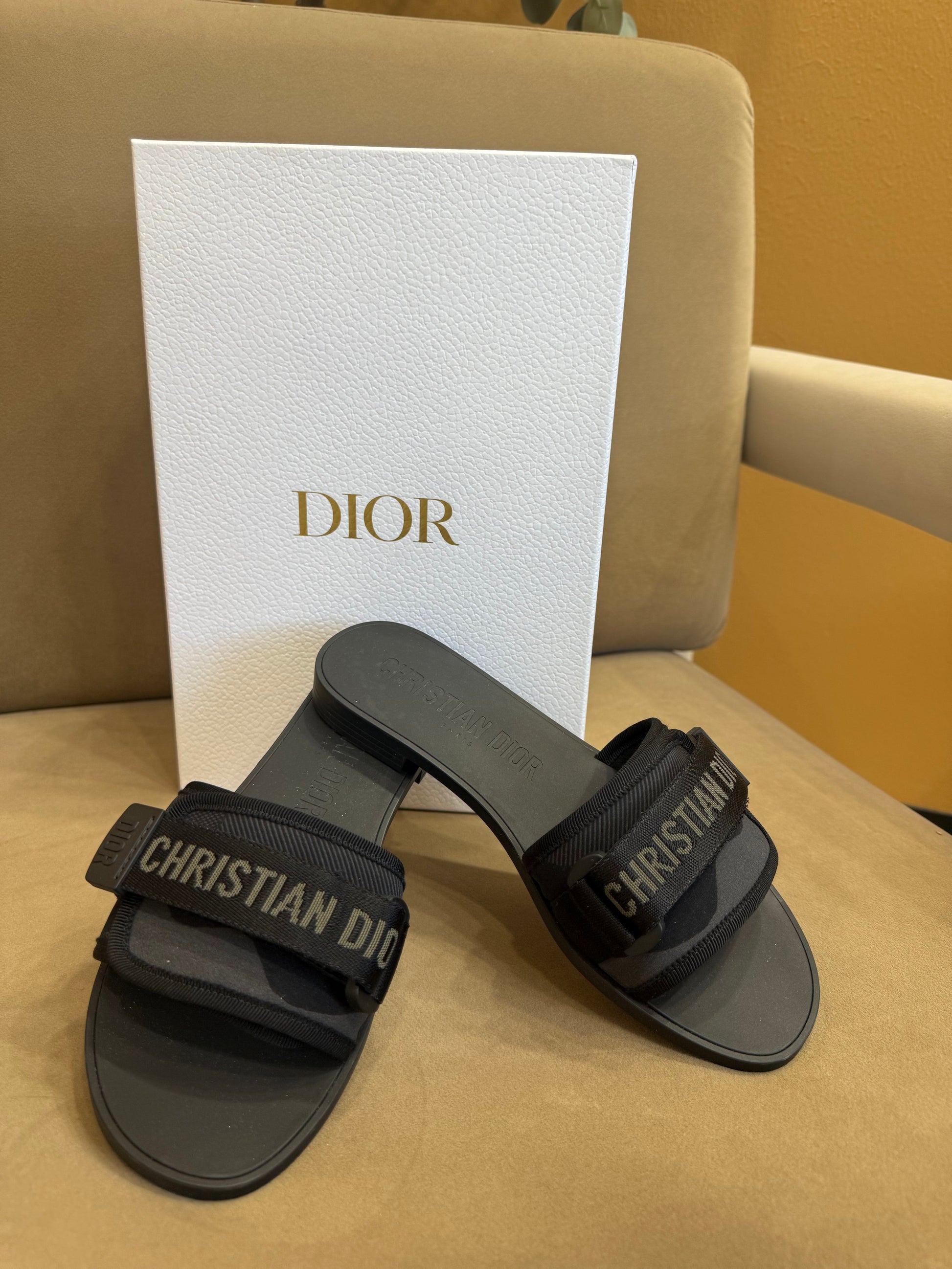 BRAND NEW- Christian Dior Black Camouflage Dio(r)evolution Slides Size: 37/7