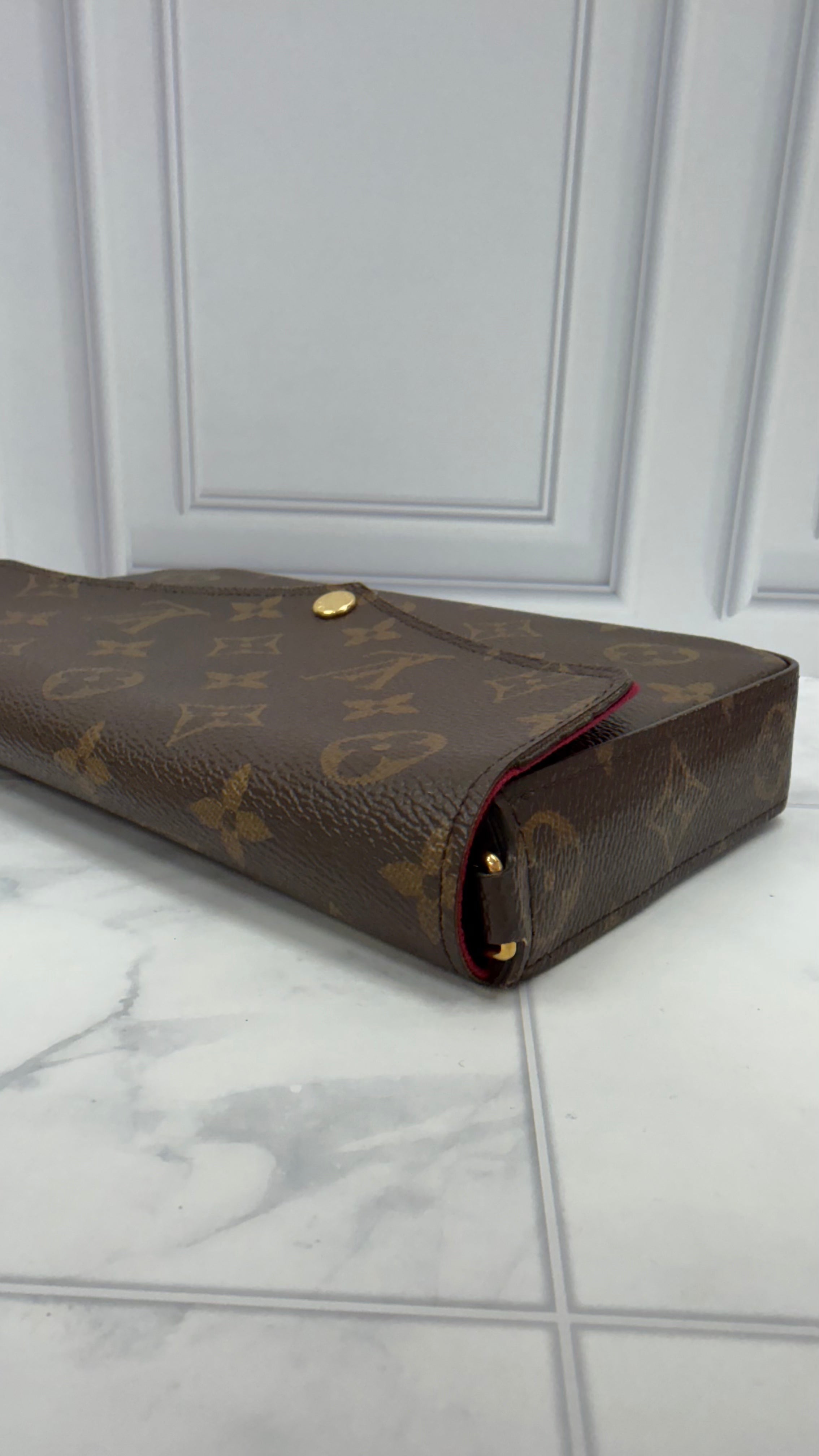 *DONS DROP* LIKE NEW- Louis Vuitton Monogram & Fuchsia Felicie Pochette