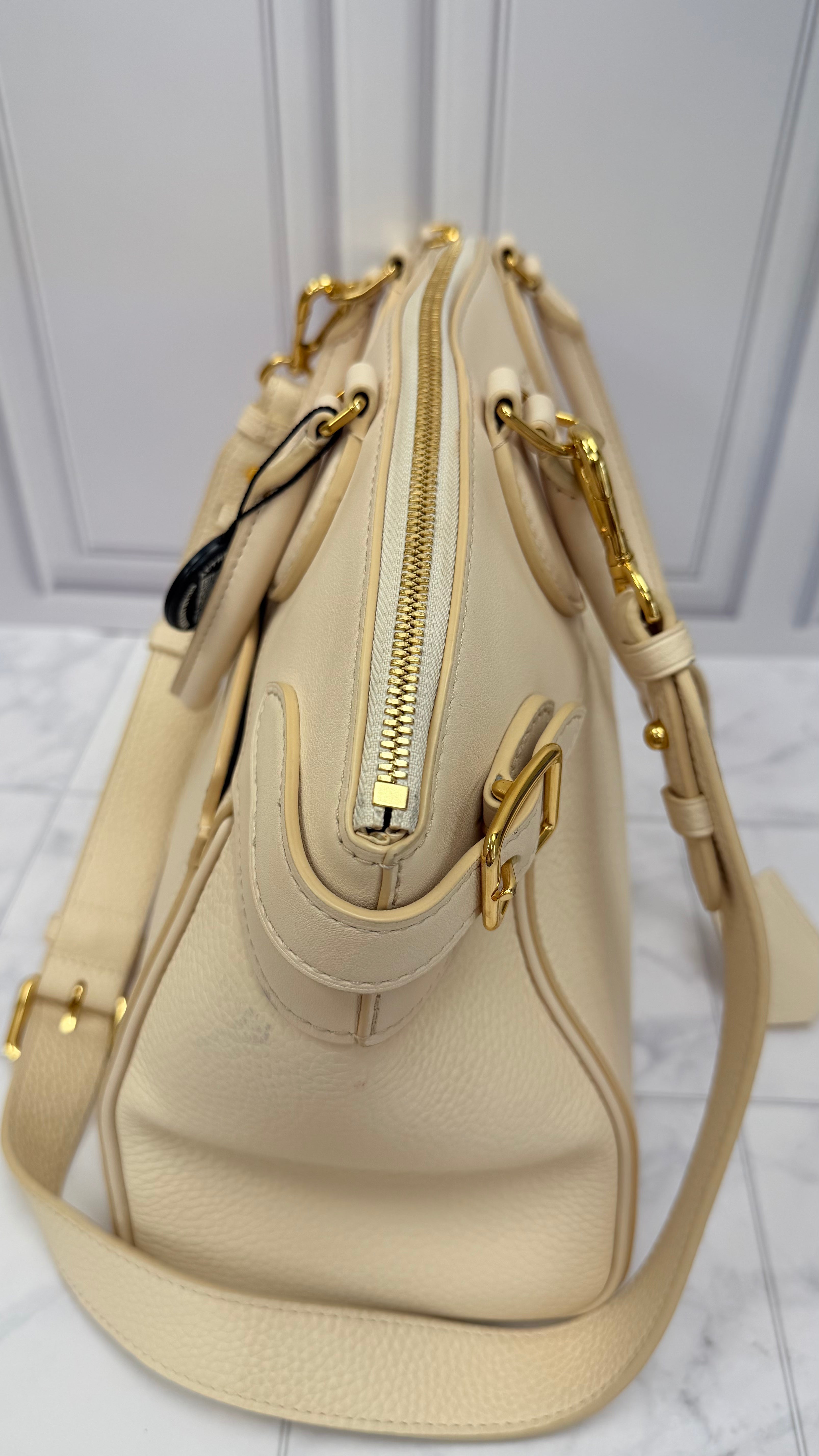 *DONS DROP* Louis Vuitton Cream Taurillon Leather Vendome MM Handbag