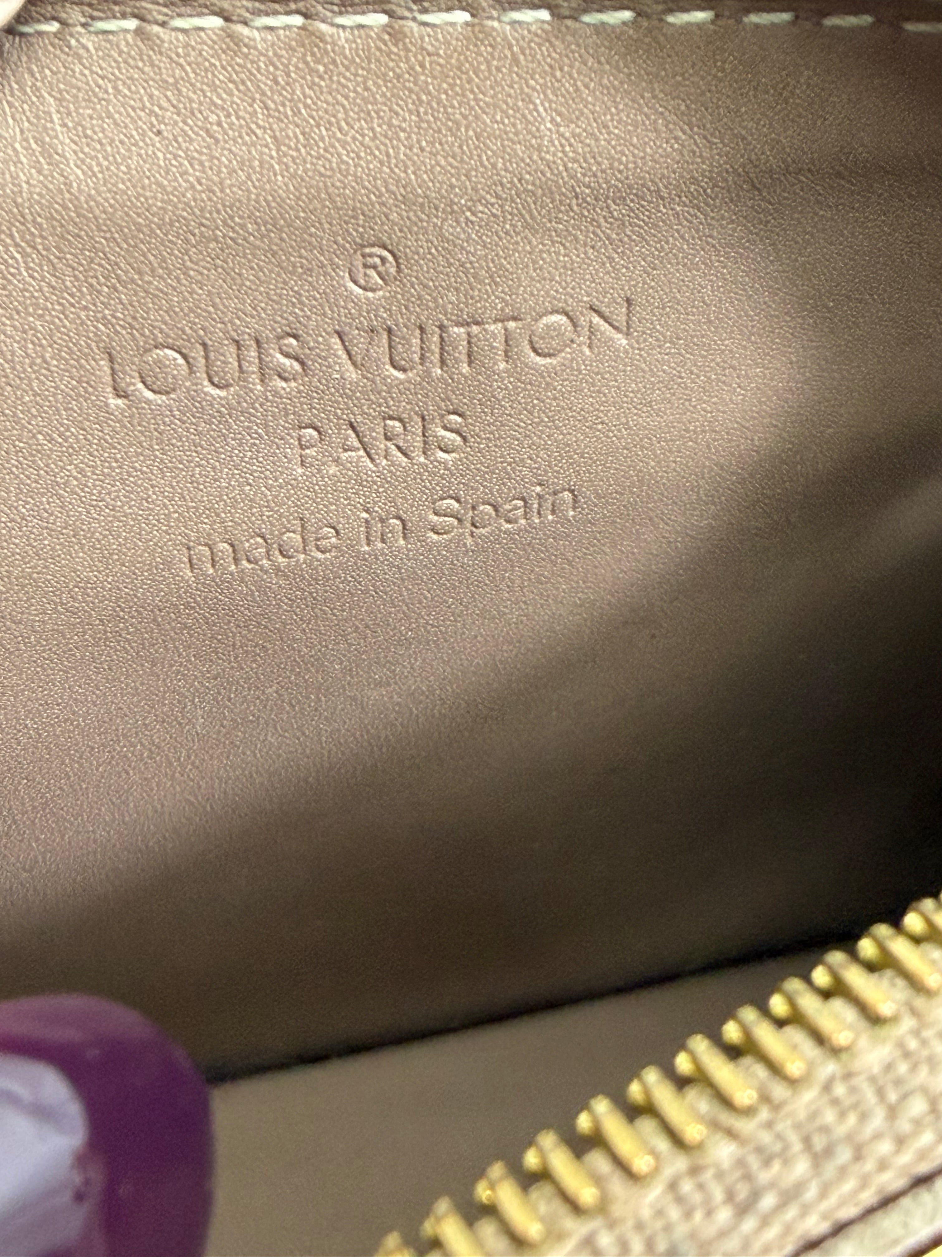 Louis Vuitton Bronze Vernis Pochette Cles