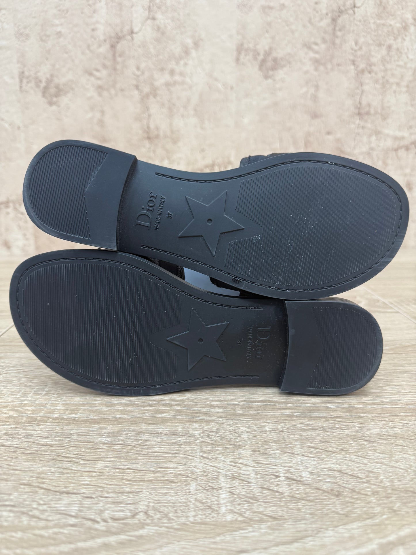 BRAND NEW- Christian Dior Black Camouflage Dio(r)evolution Slides Size: 37/7