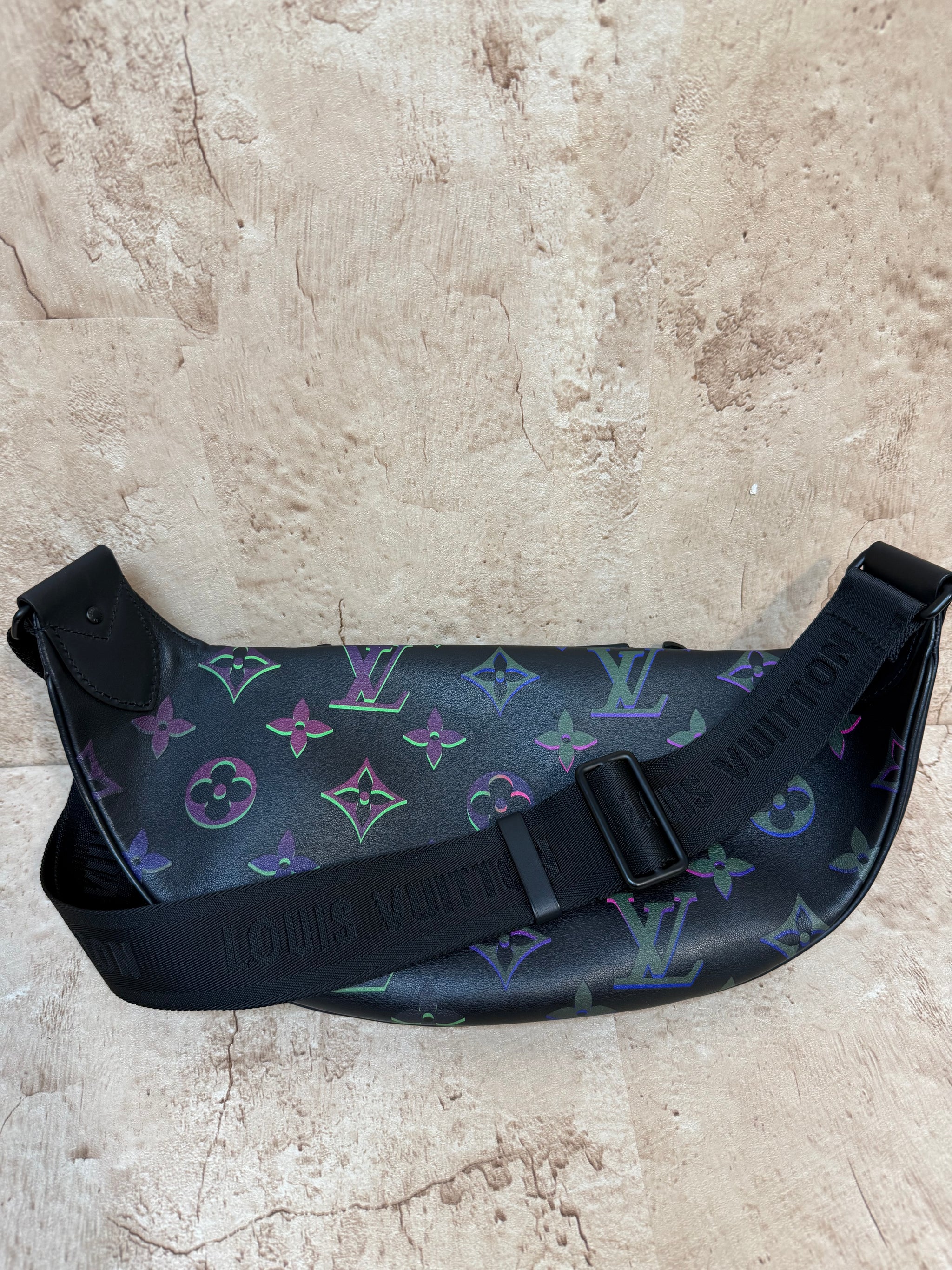 Louis Vuitton Limited Edition Comet Spotlight Giant Calfskin Bumbag