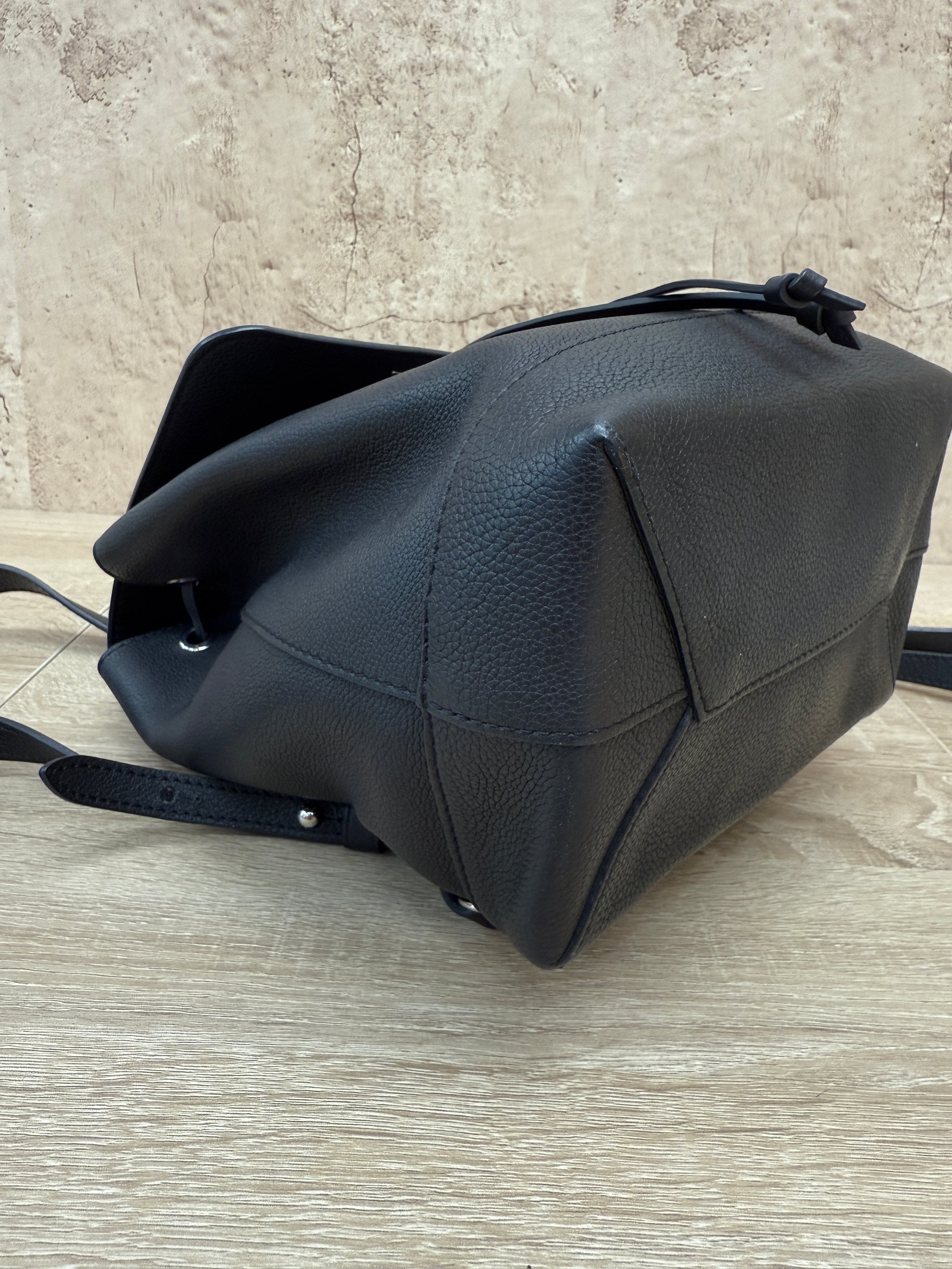 Louis Vuitton Black Taurillion Leather LockMe MM Backpack