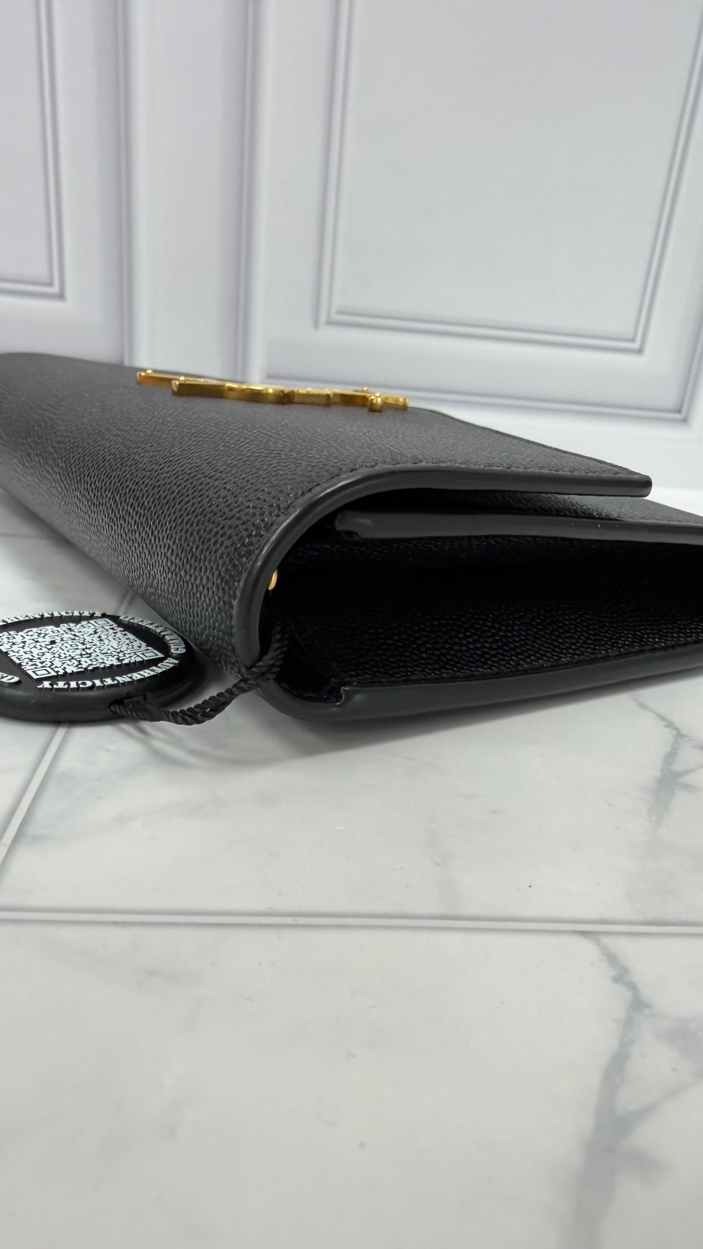 *DONS DROP* Saint Laurent YSL Black Pebbled Leather Envelope Wallet on a Chain