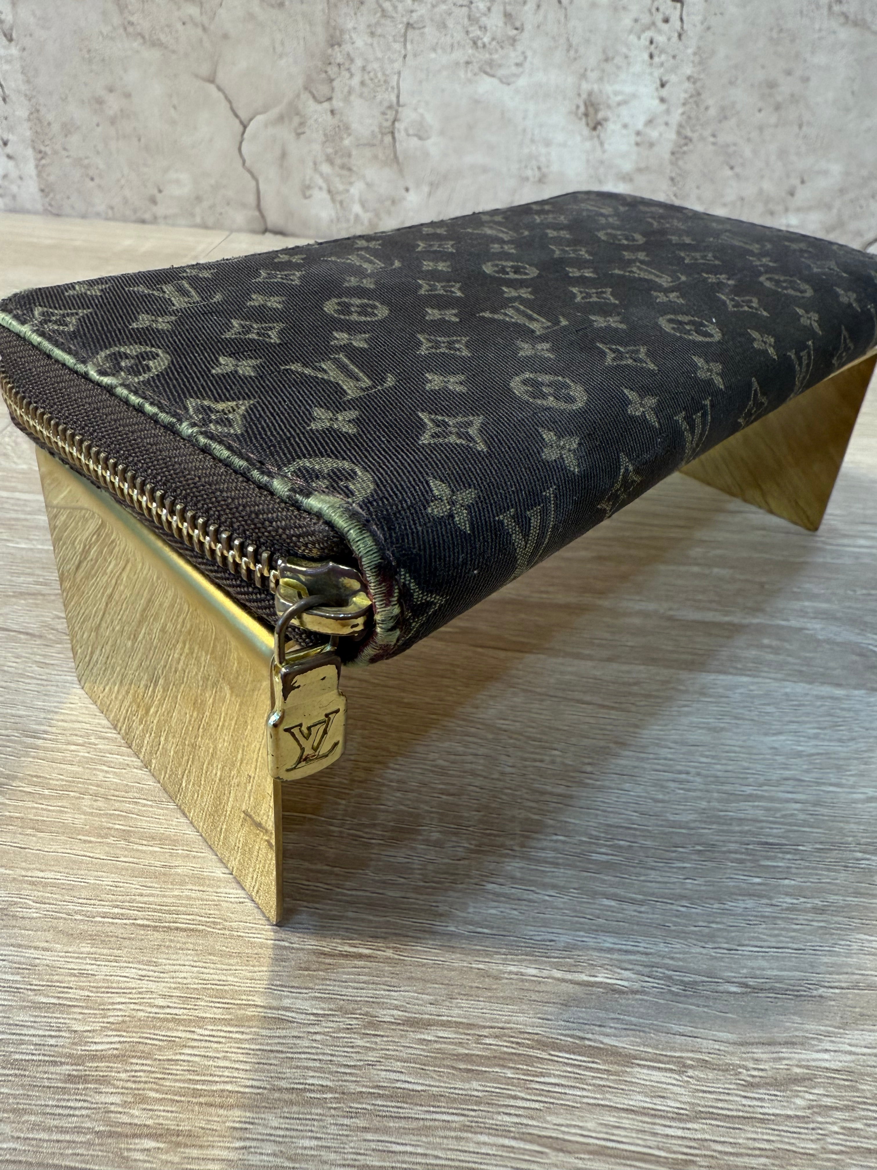 Louis Vuitton Brown Monogram Mini Lin Zippy Wallet