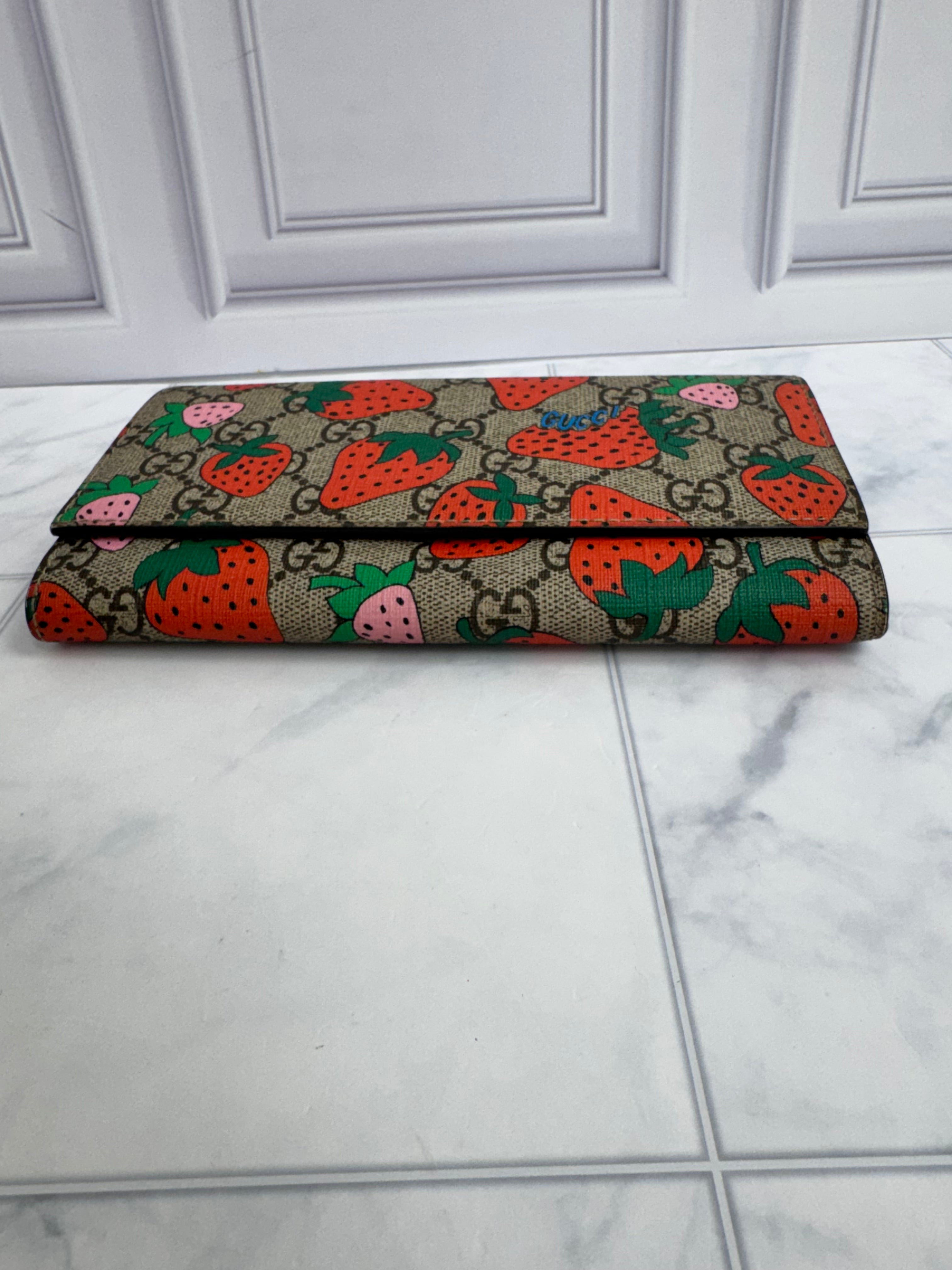 Gucci GG Supreme Strawberry Print Long Wallet